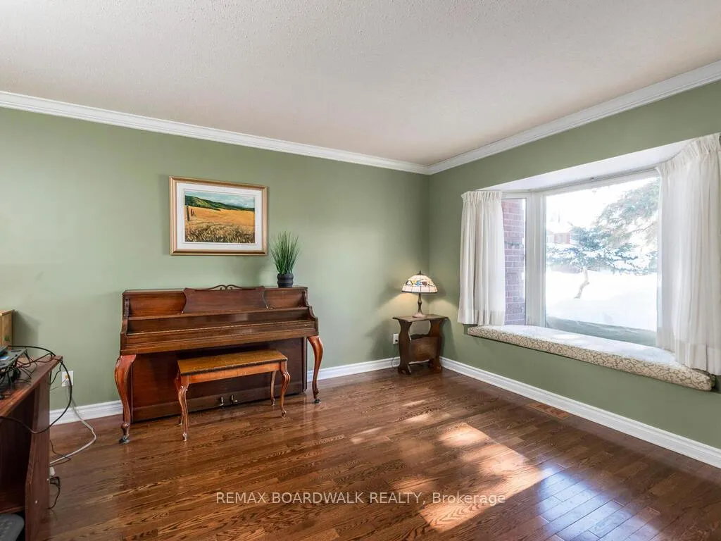 Photo 15 of 182 Palomino Drive, Ottawa, Kanata - Bridlewood — HOMEH