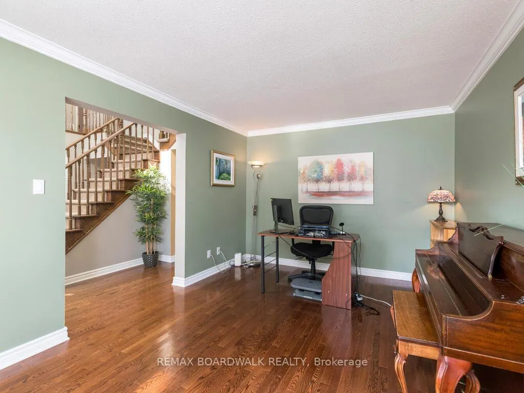 Photo 16 of 182 Palomino Drive, Ottawa, Kanata - Bridlewood — HOMEH