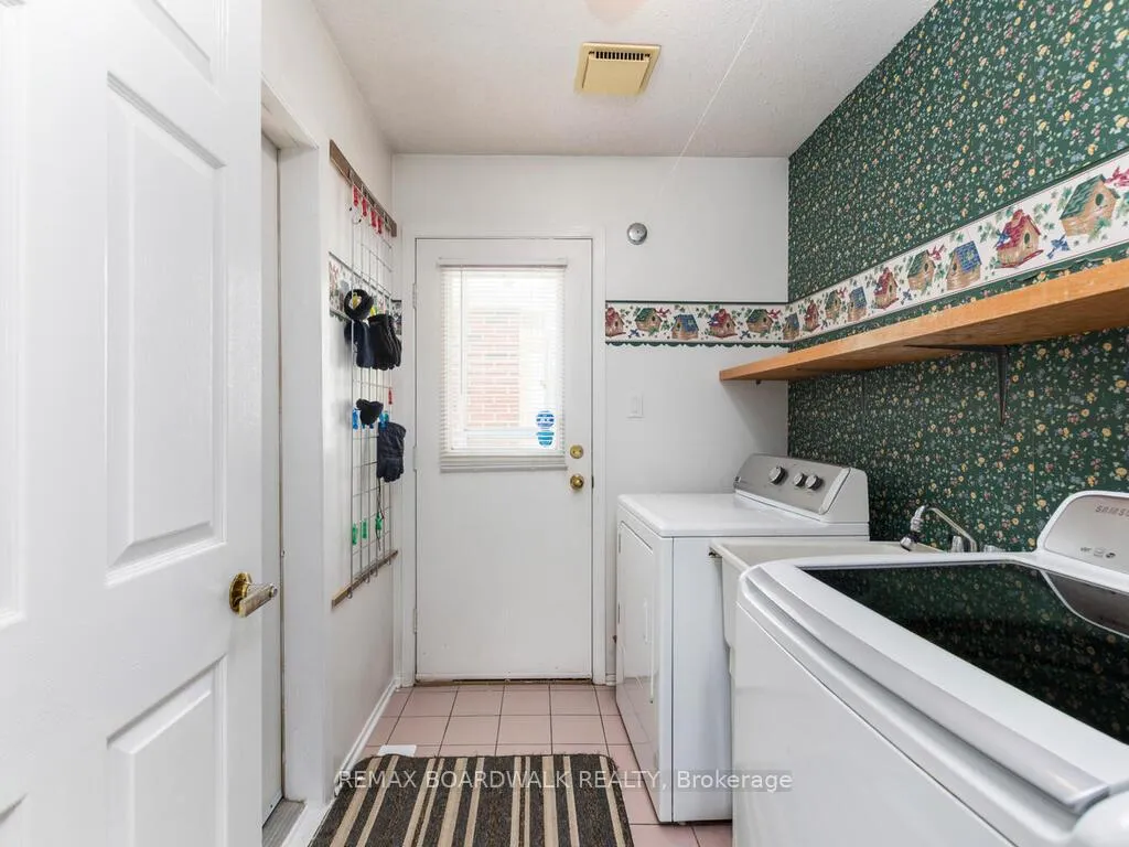 Photo 27 of 182 Palomino Drive, Ottawa, Kanata - Bridlewood — HOMEH