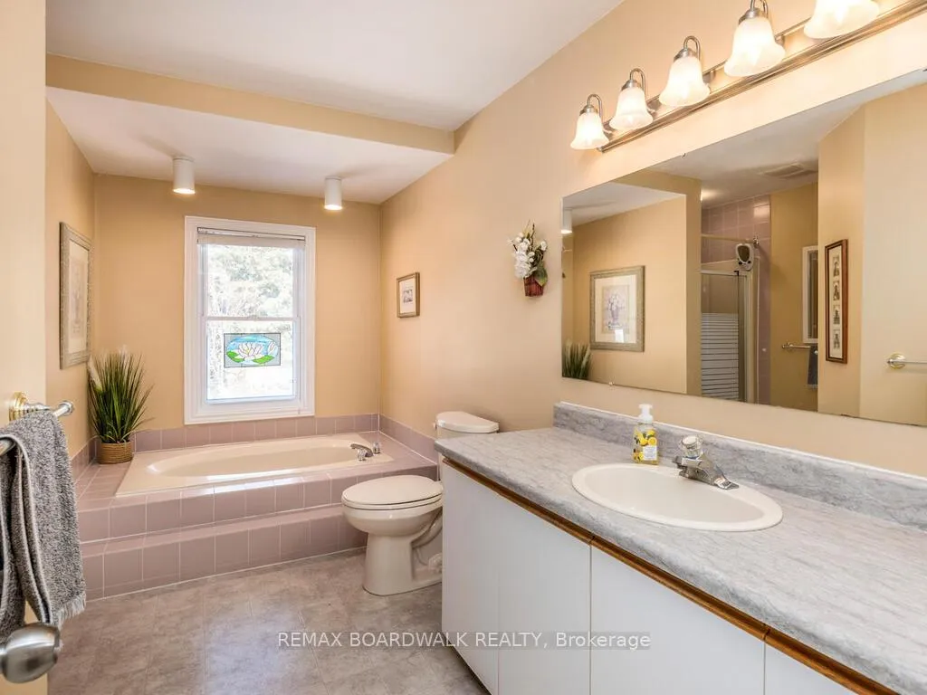 Photo 30 of 182 Palomino Drive, Ottawa, Kanata - Bridlewood — HOMEH