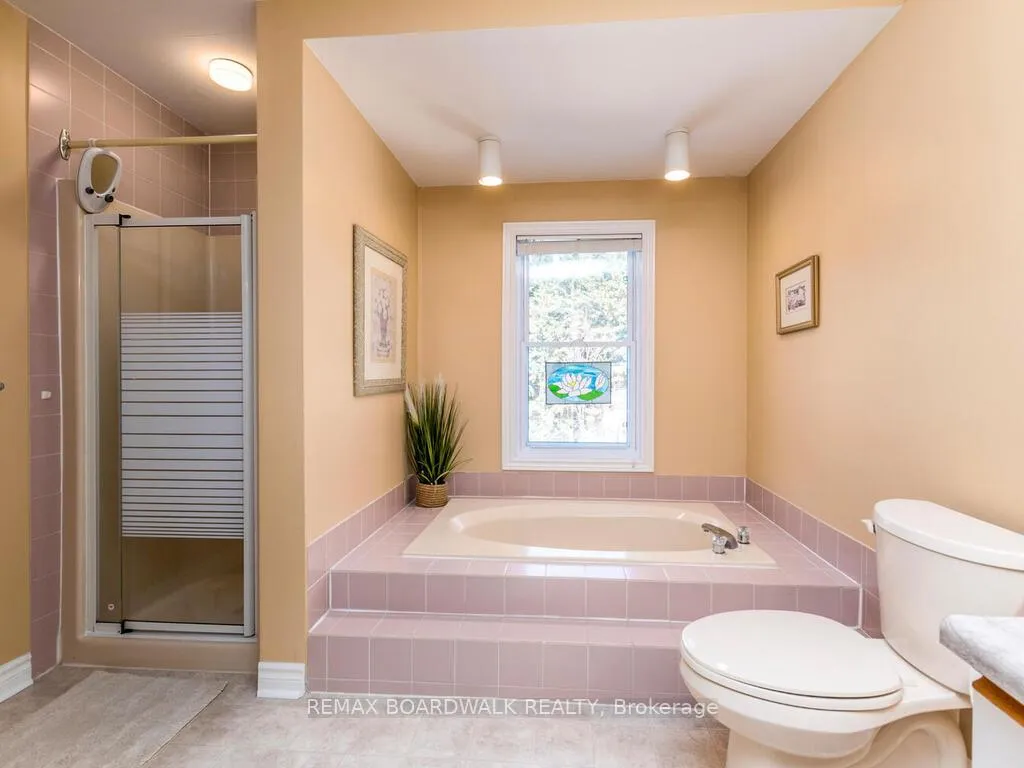 Photo 31 of 182 Palomino Drive, Ottawa, Kanata - Bridlewood — HOMEH