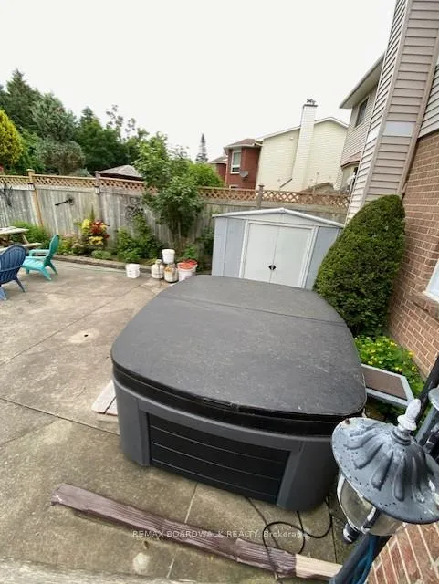 Photo 39 of 182 Palomino Drive, Ottawa, Kanata - Bridlewood — HOMEH