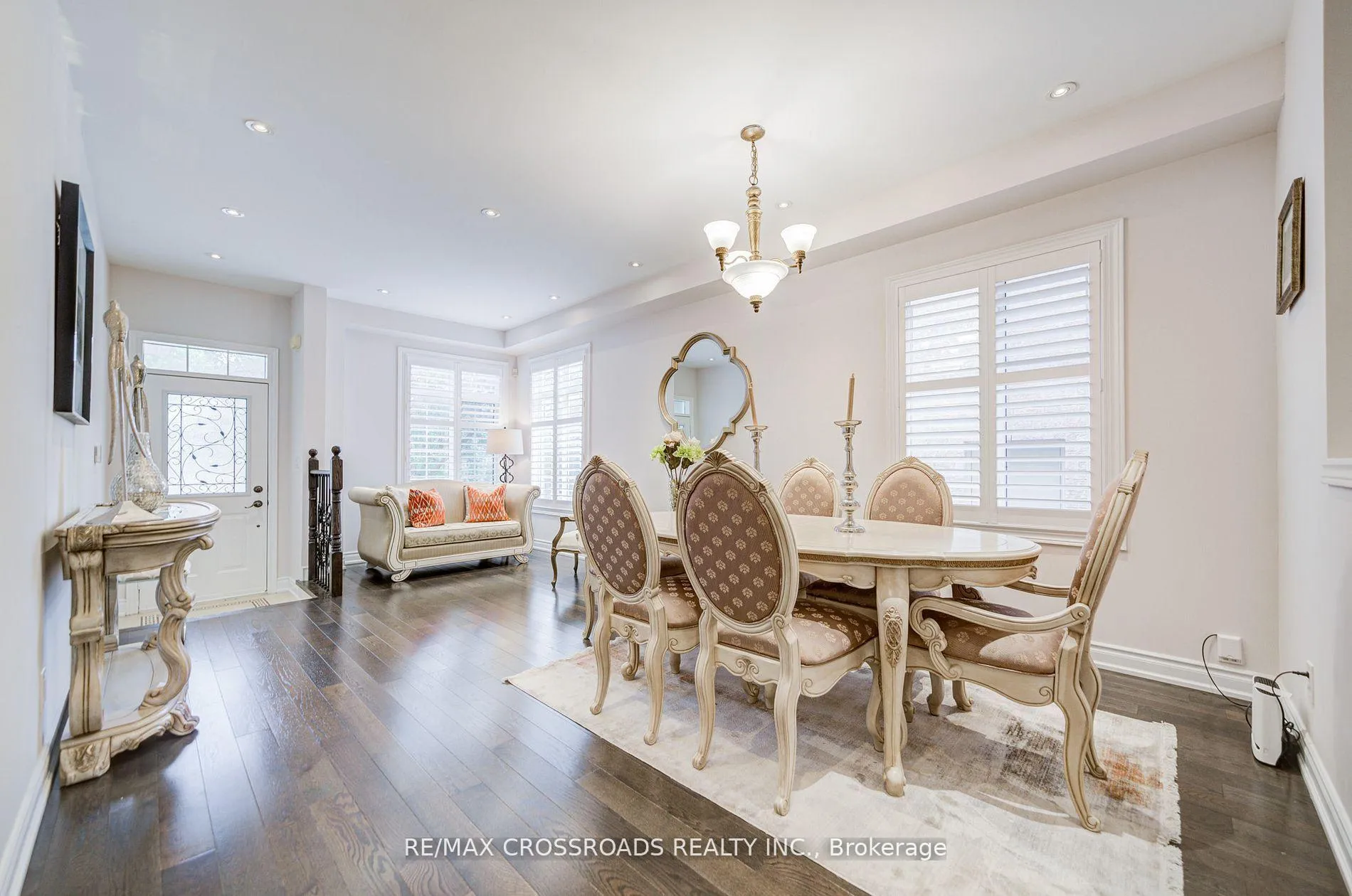 Photo 6 of 187 Summeridge Drive, Vaughan, Patterson — HOMEH