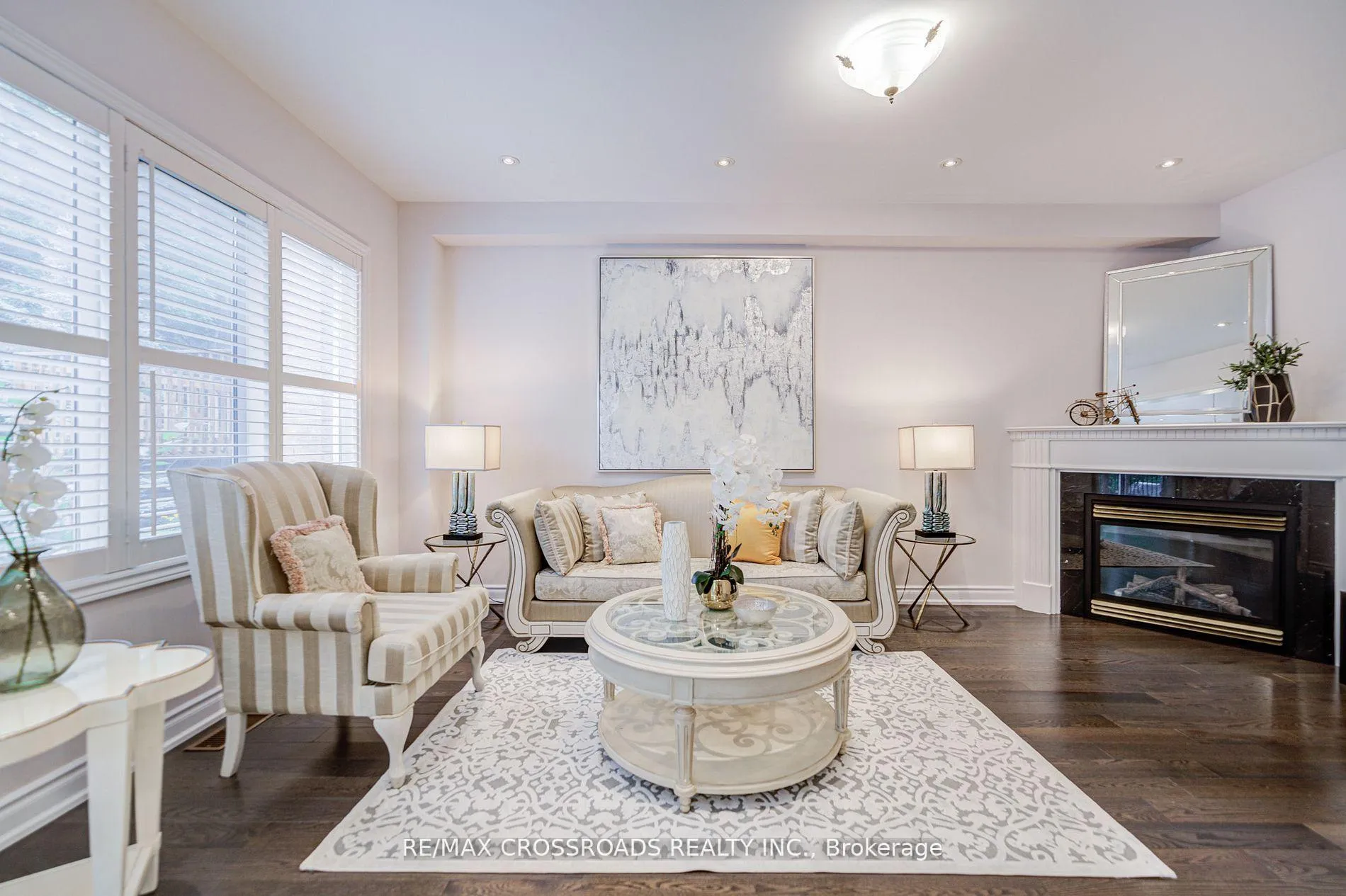 Photo 12 of 187 Summeridge Drive, Vaughan, Patterson — HOMEH