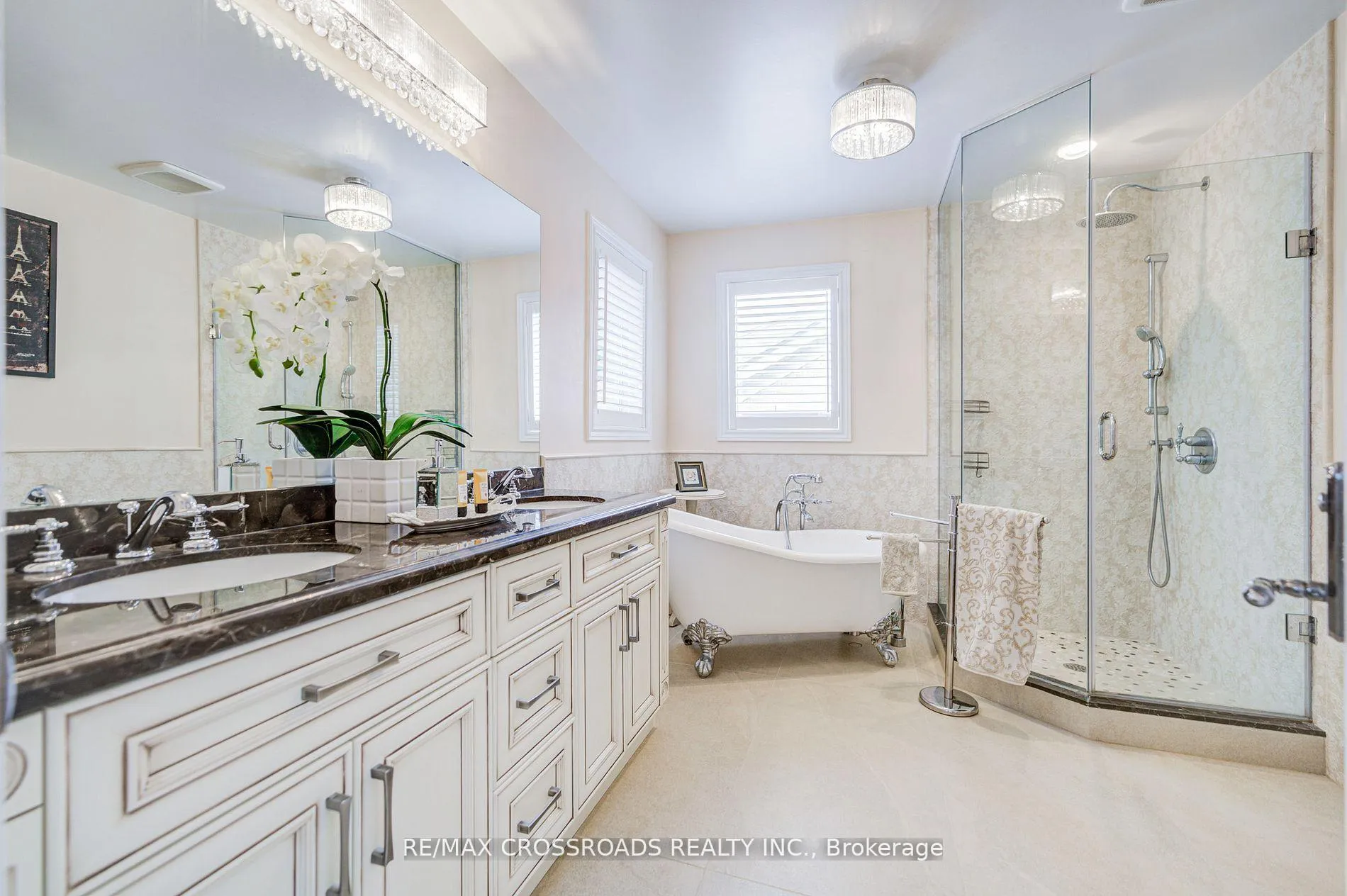 Photo 21 of 187 Summeridge Drive, Vaughan, Patterson — HOMEH