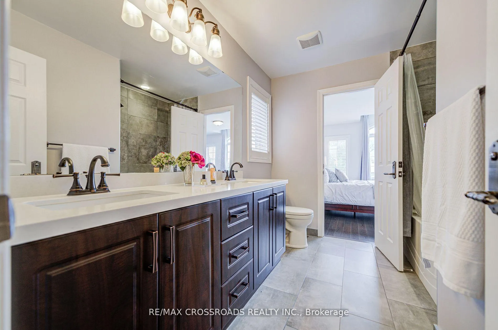 Photo 29 of 187 Summeridge Drive, Vaughan, Patterson — HOMEH