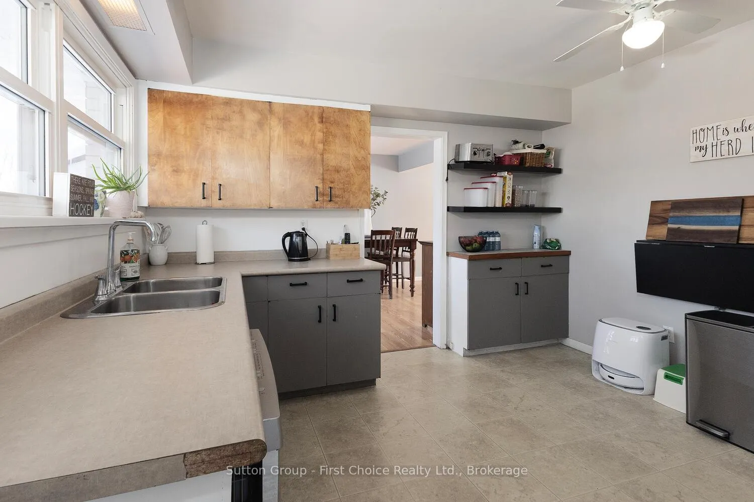 Photo 10 of 99 Henry Street, West Perth, Mitchell — HOMEH
