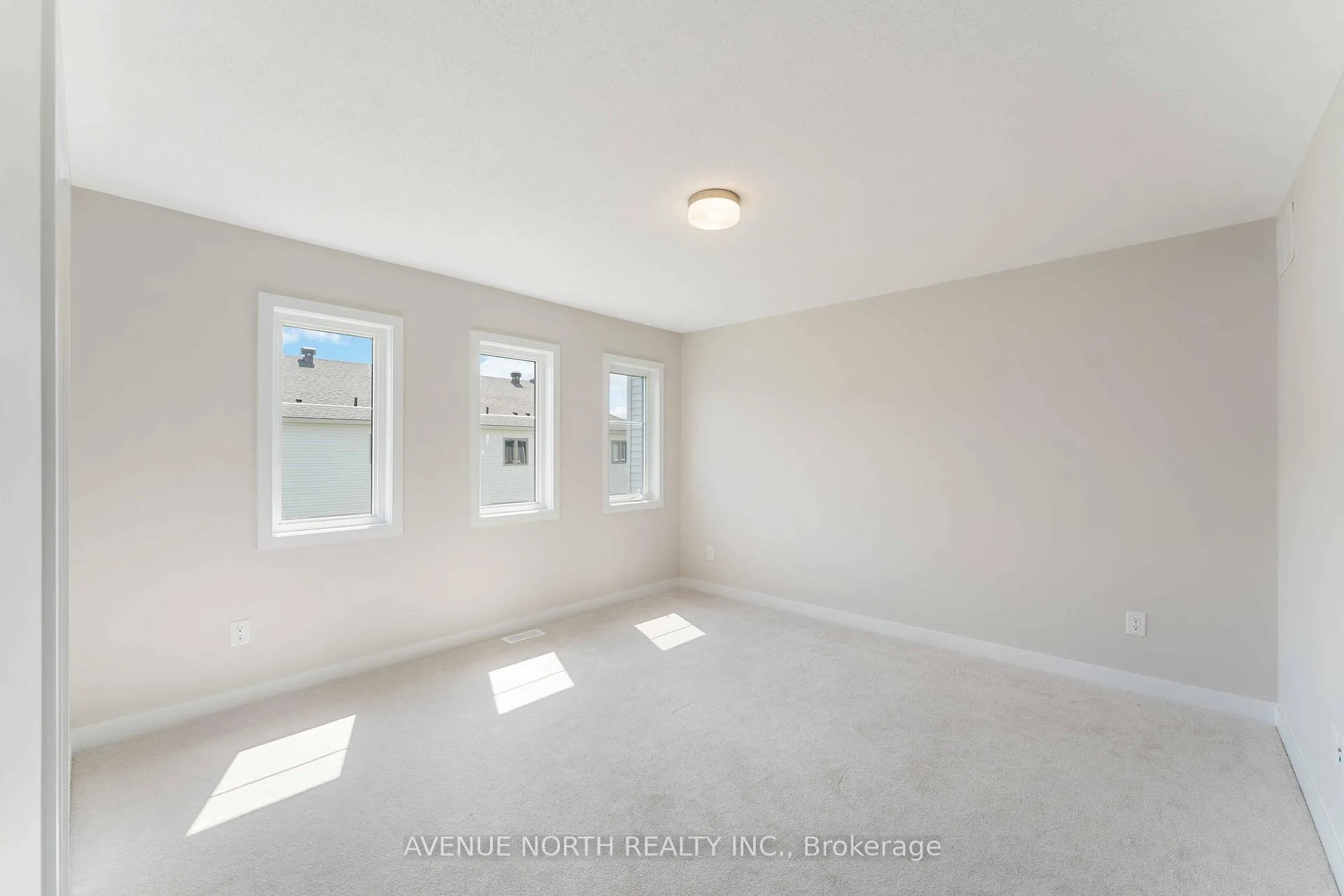 Photo 16 of 91 Mudminnow Crescent, Ottawa, Avalon West — HOMEH
