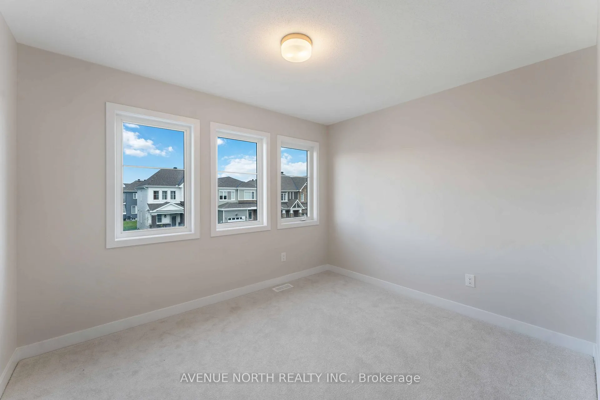 Photo 23 of 91 Mudminnow Crescent, Ottawa, Avalon West — HOMEH