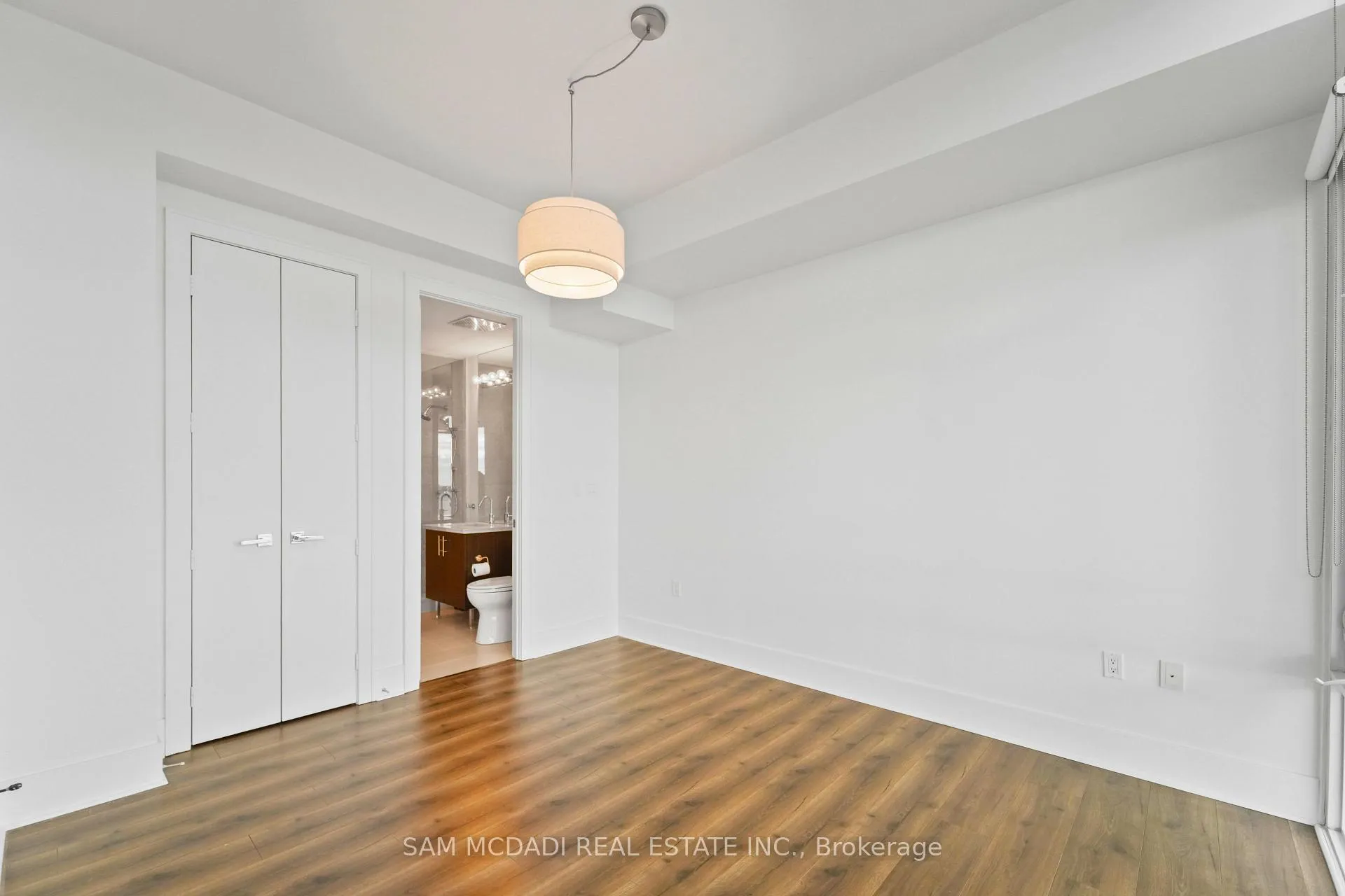 Photo 17 of Unit 914, 29 Queens Quay E, Toronto, Waterfront Communities — HOMEH