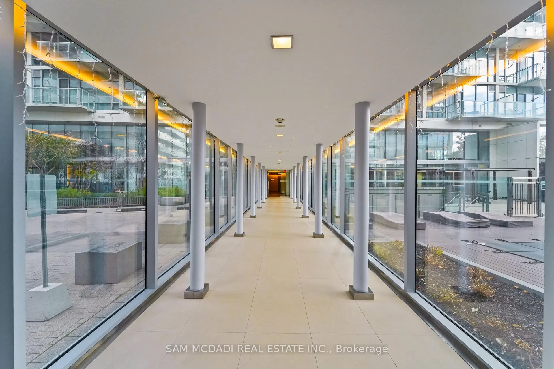 Photo 21 of Unit 914, 29 Queens Quay E, Toronto, Waterfront Communities — HOMEH