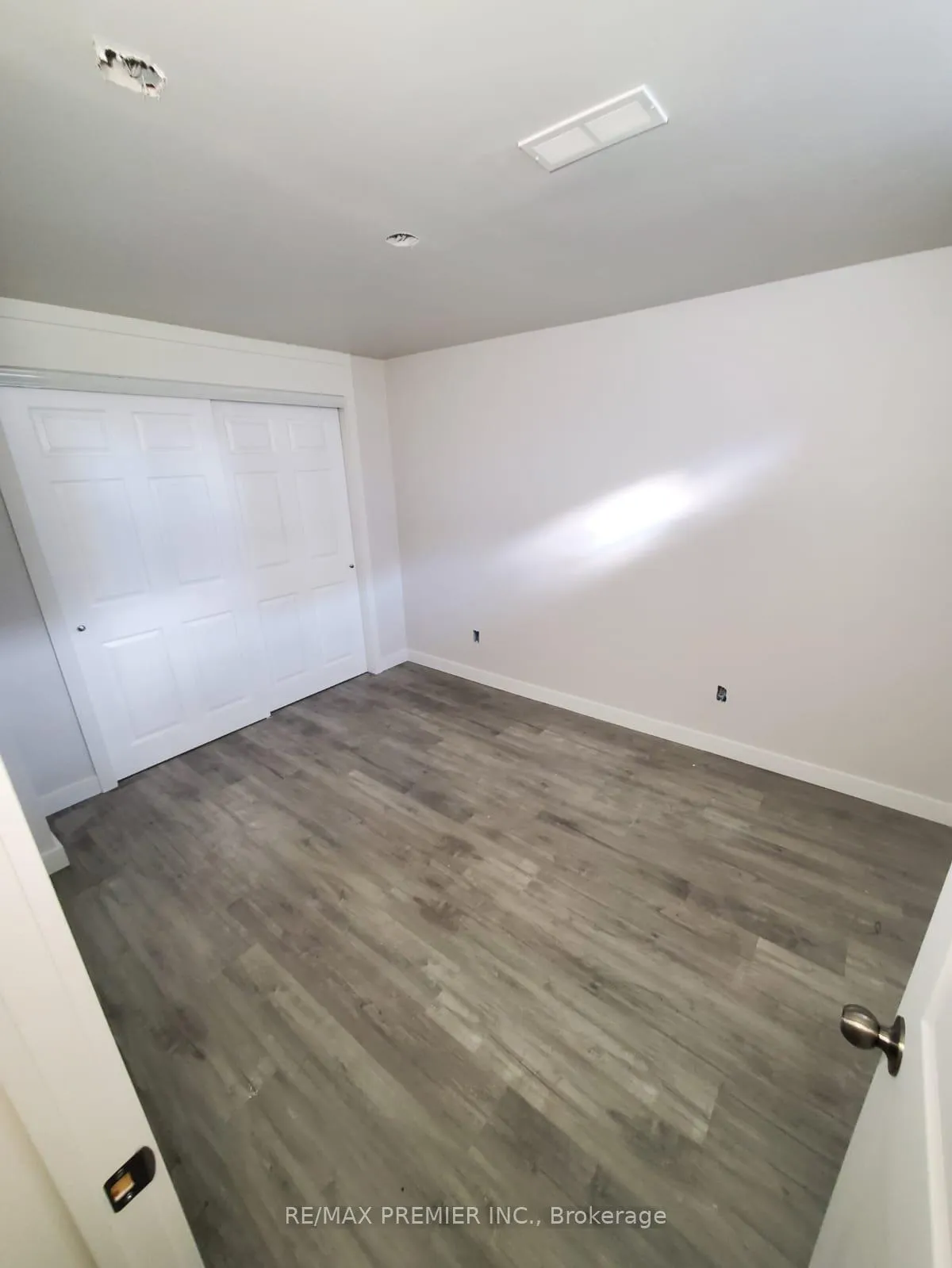 Photo 4 of Unit Lower, 177 Isabella Drive, Orillia — HOMEH