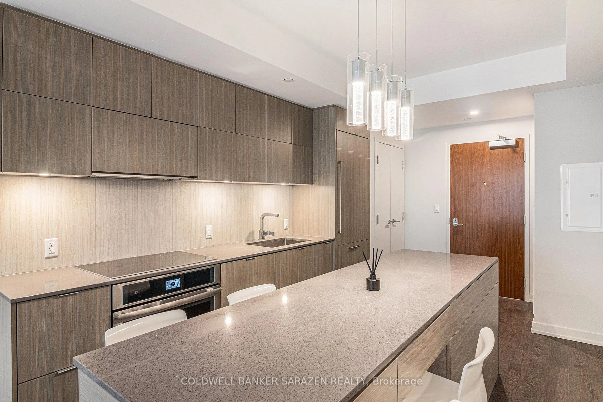 Photo 6 of Unit 808, 101 Queen Street, Ottawa, Ottawa Centre — HOMEH