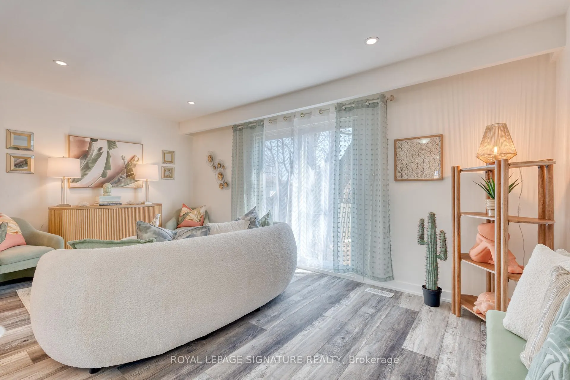 Photo 16 of Unit 22, 20 Anna Capri Drive, Hamilton, Templemead — HOMEH