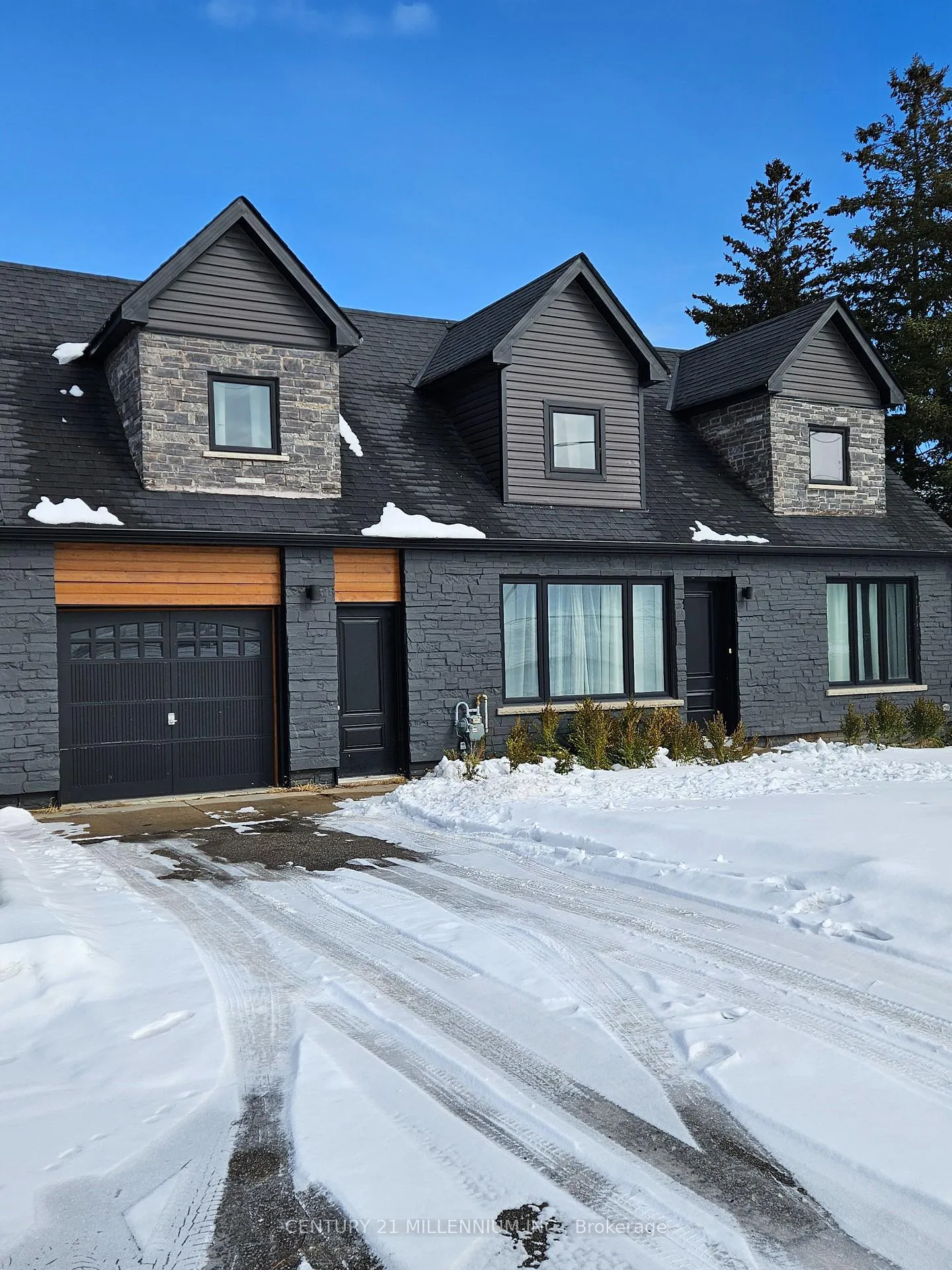 Photo 2 of 68 River Drive, Halton Hills, Georgetown — HOMEH