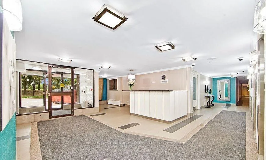 Front of Unit 203, 15 Kensington Road