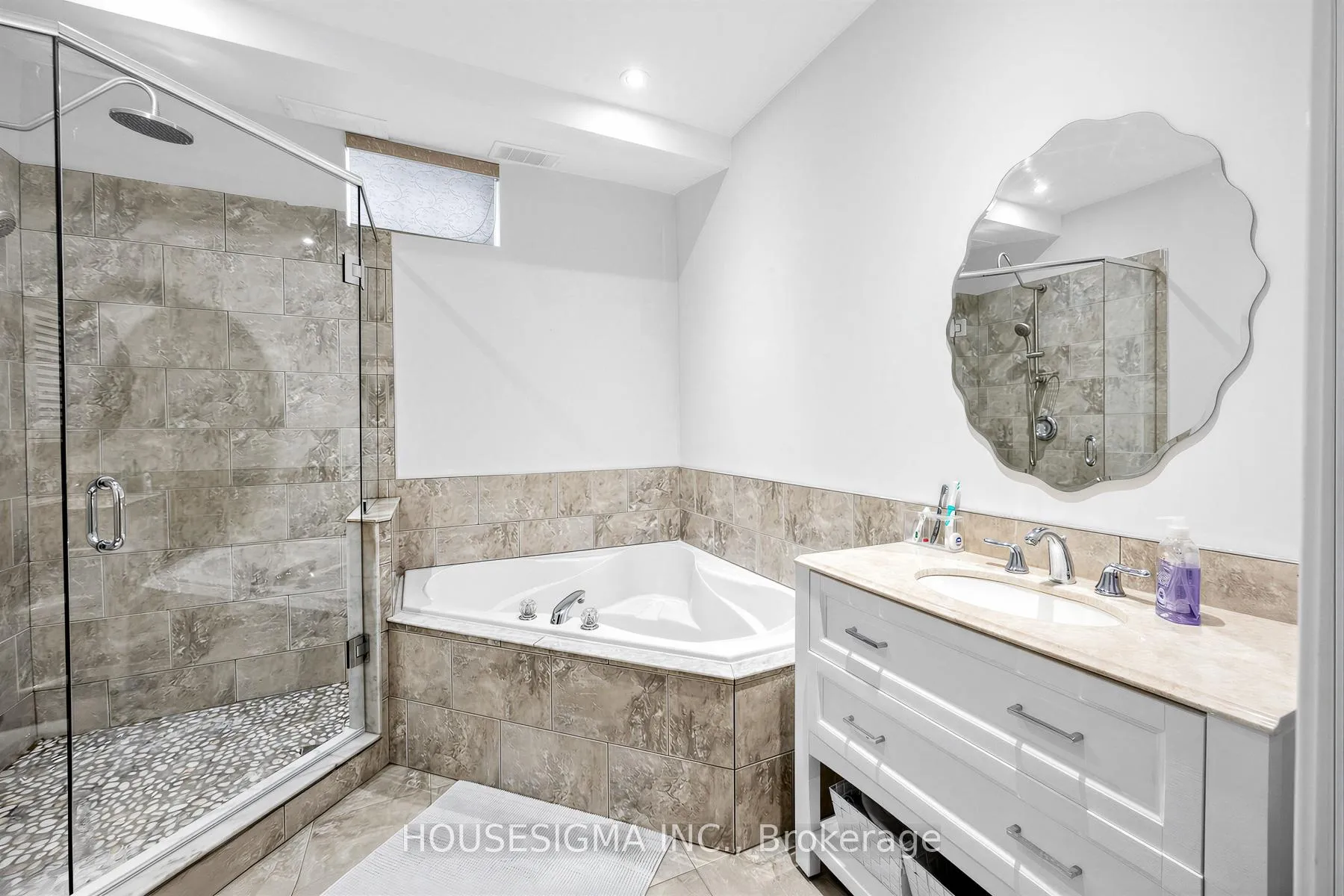 Photo 30 of 691 Fernhill Boulevard, Oshawa, Northglen — HOMEH