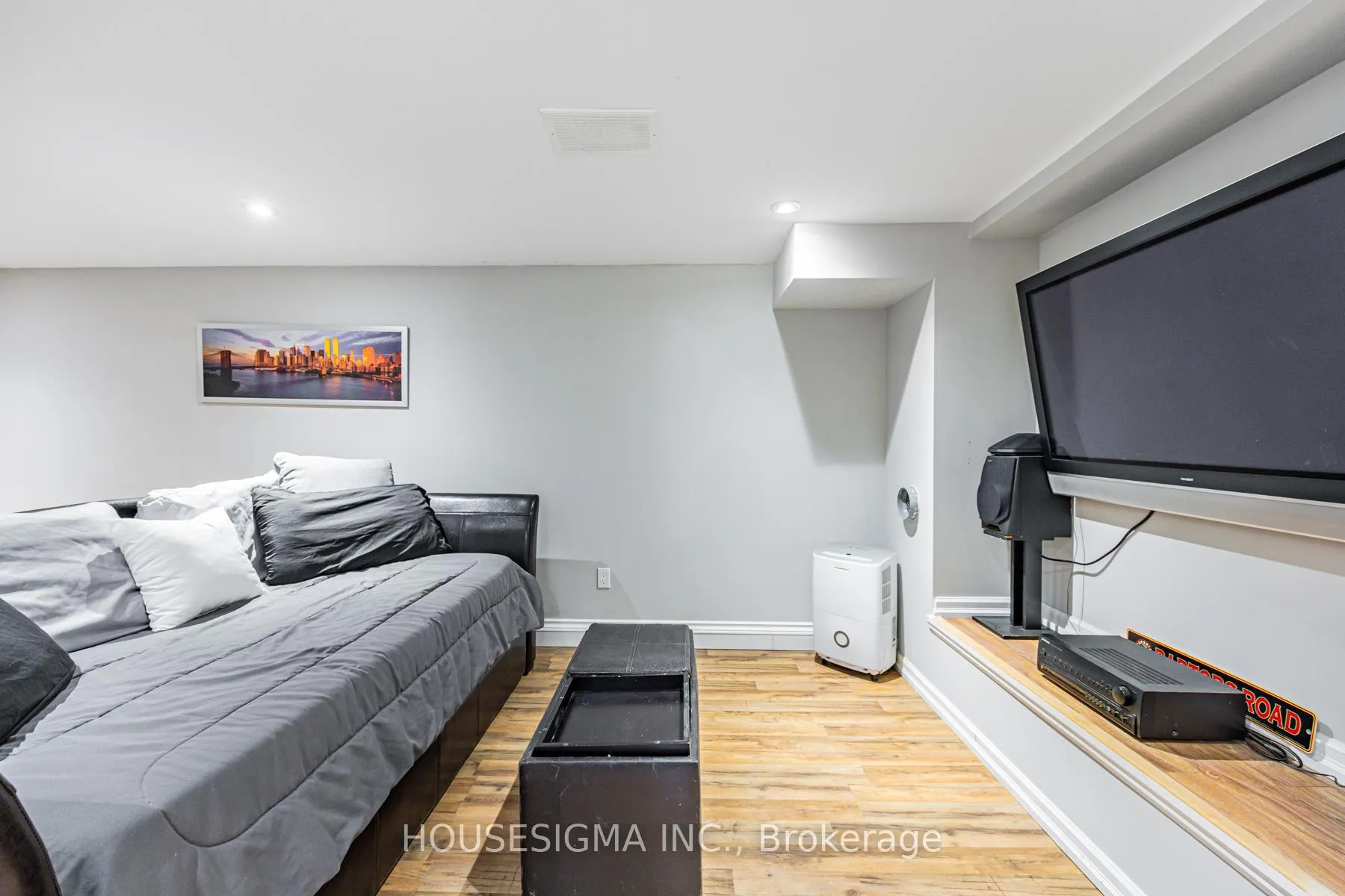Photo 33 of 691 Fernhill Boulevard, Oshawa, Northglen — HOMEH