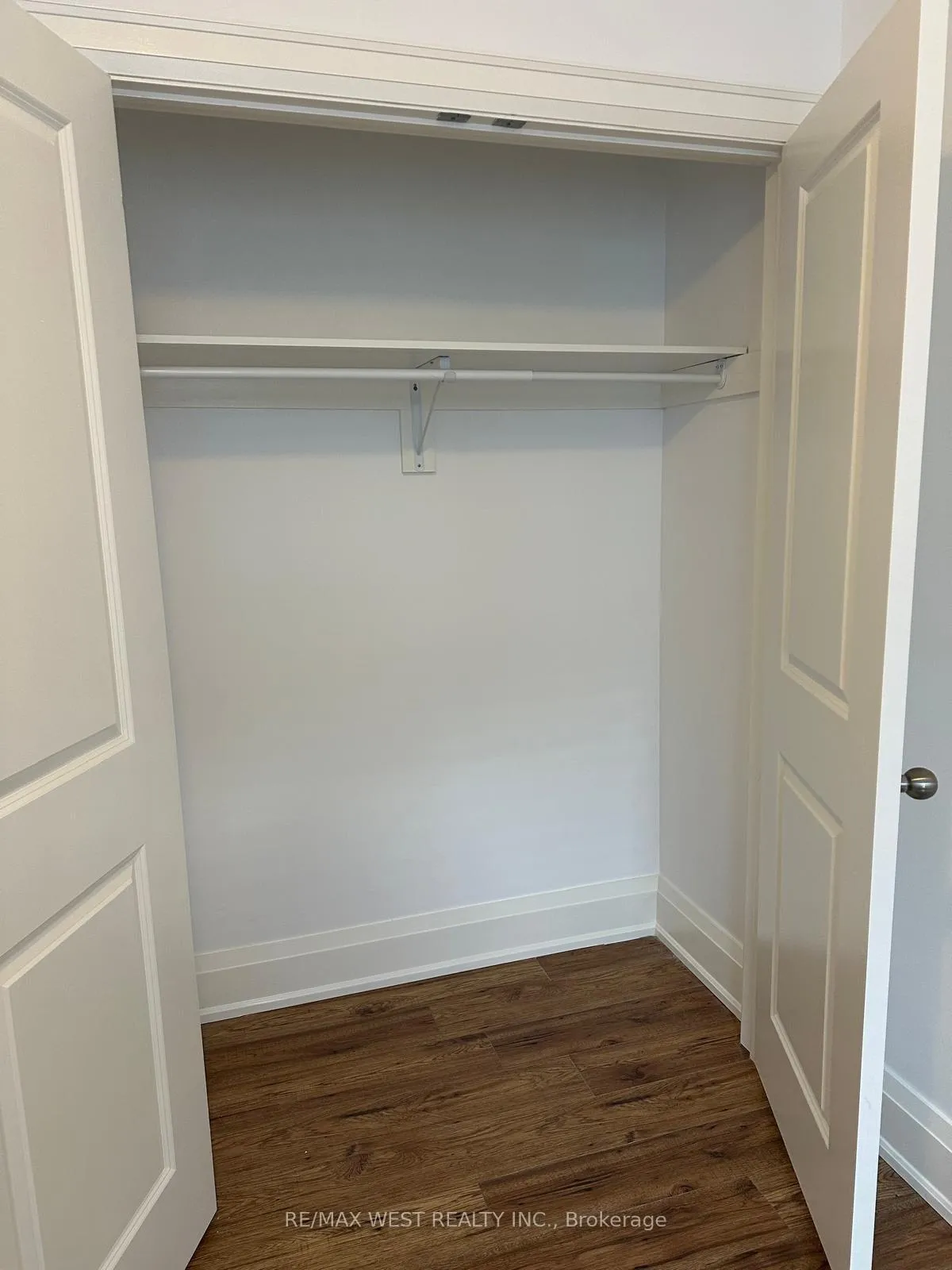 Photo 11 of Unit 4, 398 College Street, Toronto, University — HOMEH