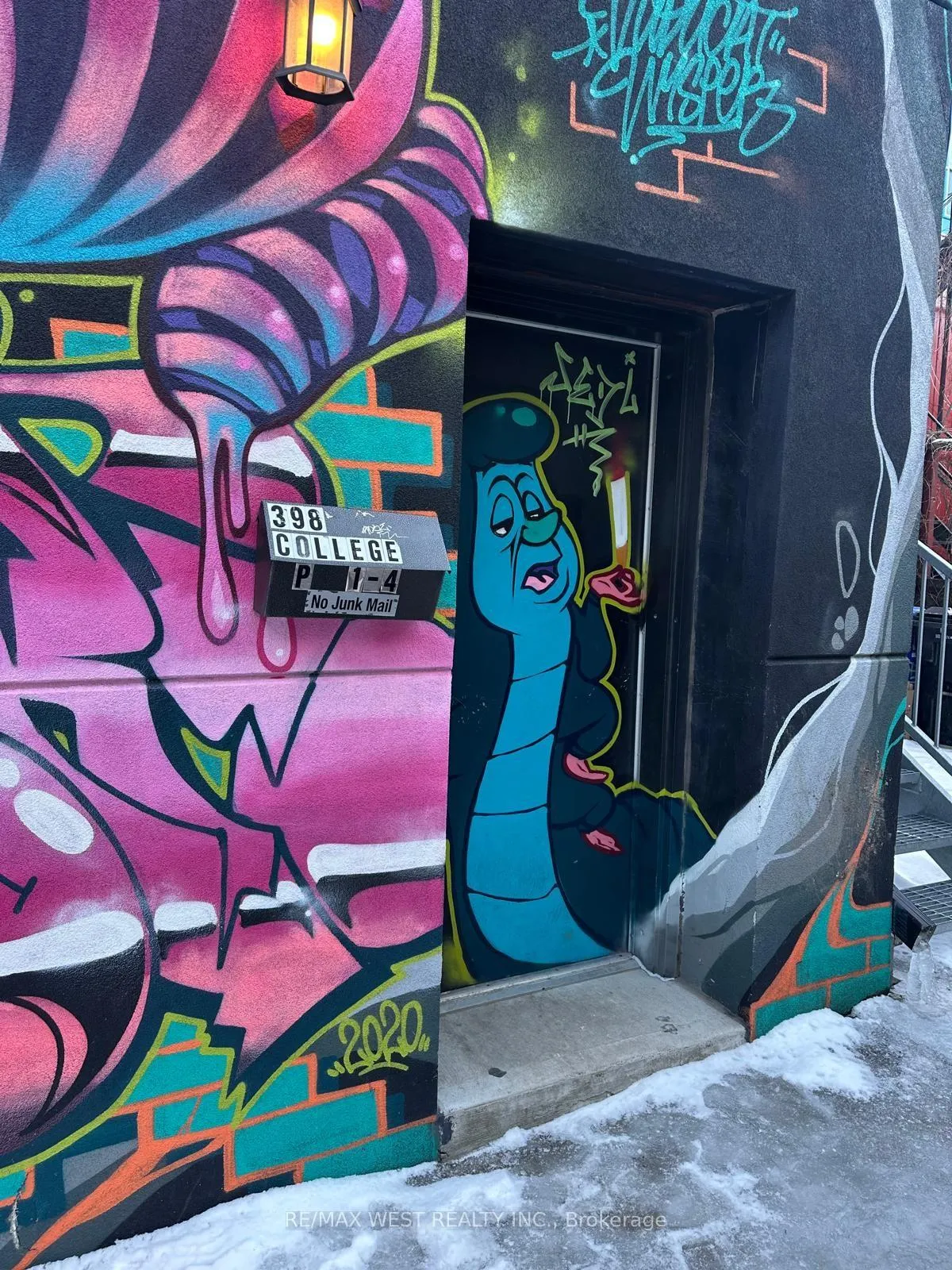 Photo 16 of Unit 4, 398 College Street, Toronto, University — HOMEH