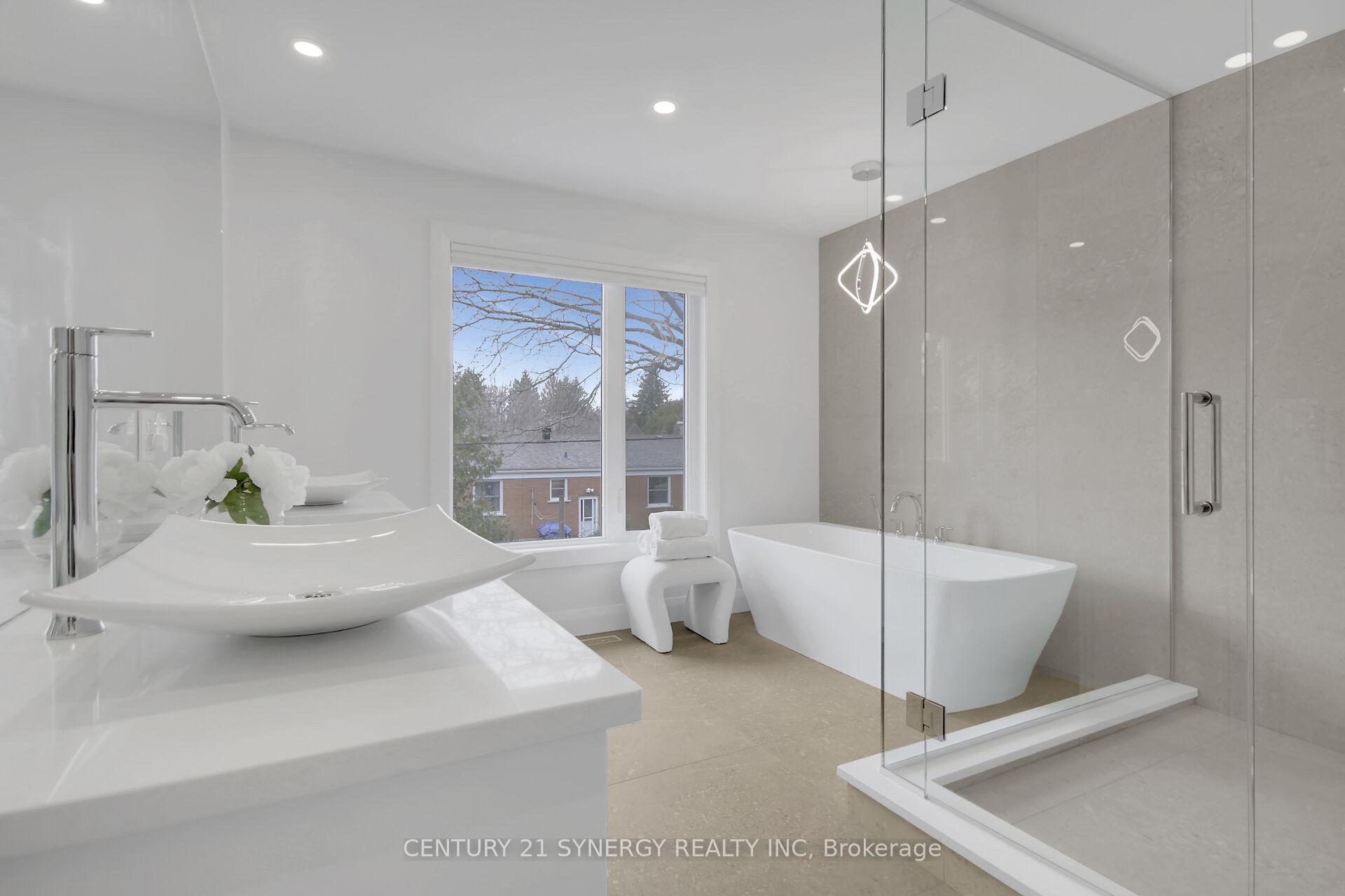 Photo 20 of 16 Glenridge Road, Ottawa, Meadowlands/Crestview — HOMEH