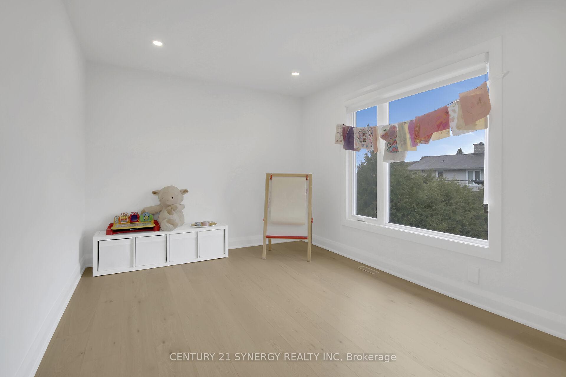 Photo 22 of 16 Glenridge Road, Ottawa, Meadowlands/Crestview — HOMEH