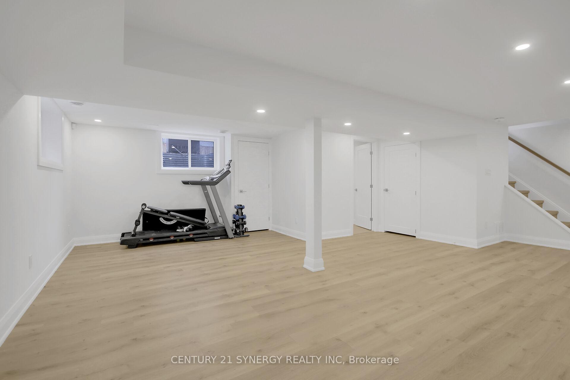 Photo 37 of 16 Glenridge Road, Ottawa, Meadowlands/Crestview — HOMEH