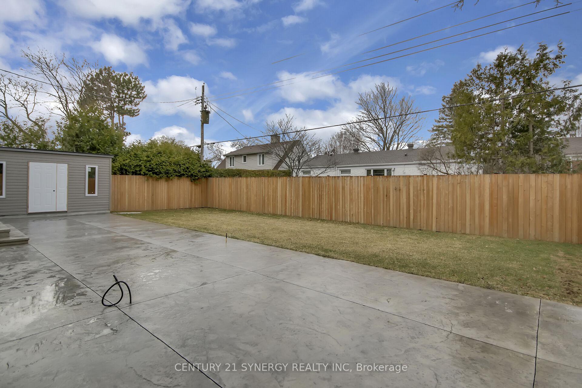 Photo 42 of 16 Glenridge Road, Ottawa, Meadowlands/Crestview — HOMEH