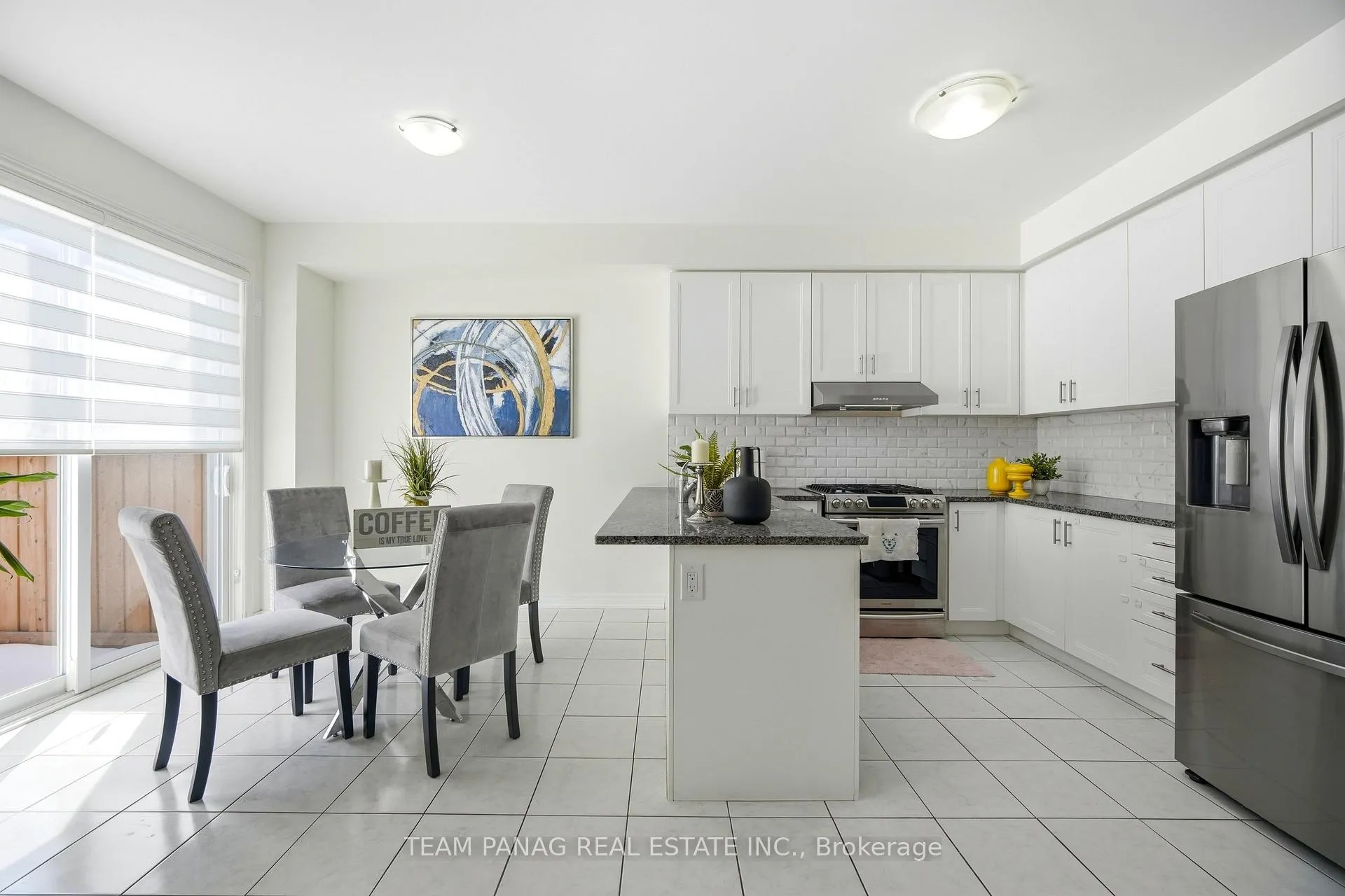 Photo 14 of 414 Royal West Drive, Brampton, Credit Valley — HOMEH