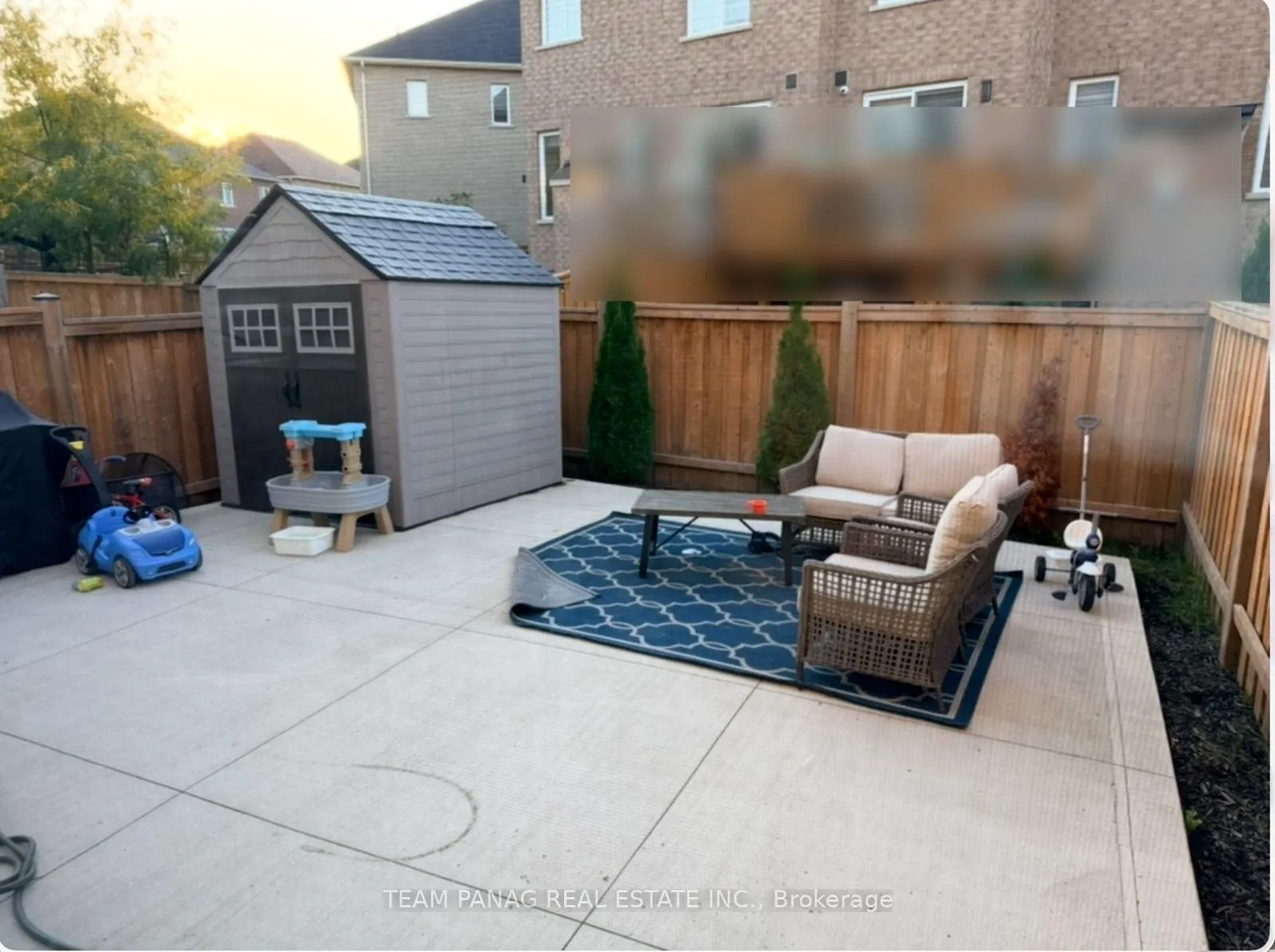 Photo 45 of 414 Royal West Drive, Brampton, Credit Valley — HOMEH