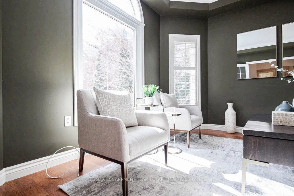 Photo 9 of 4127 Bonavista Crescent, Burlington, Rose — HOMEH