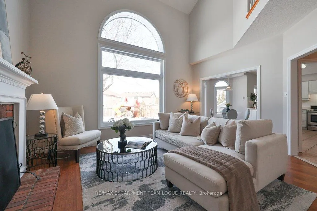 Photo 18 of 4127 Bonavista Crescent, Burlington, Rose — HOMEH