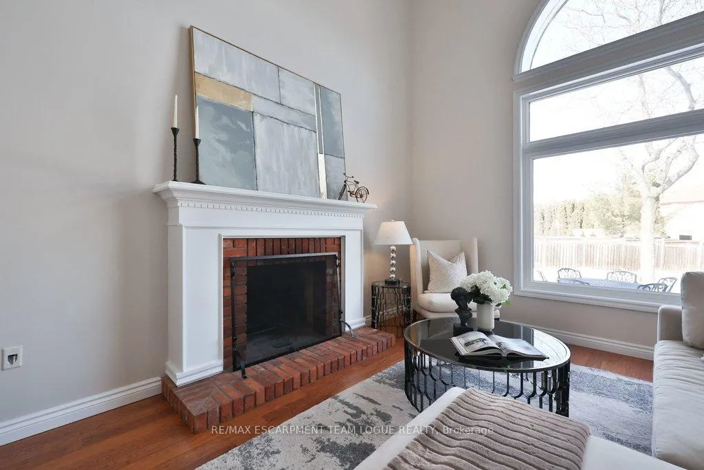 Photo 20 of 4127 Bonavista Crescent, Burlington, Rose — HOMEH