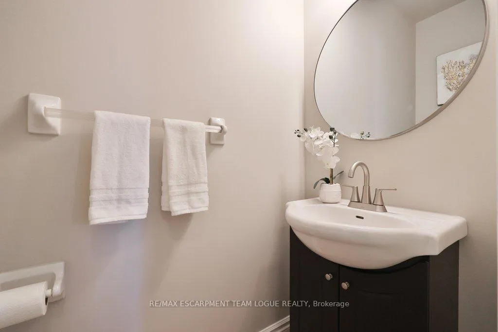 Photo 22 of 4127 Bonavista Crescent, Burlington, Rose — HOMEH