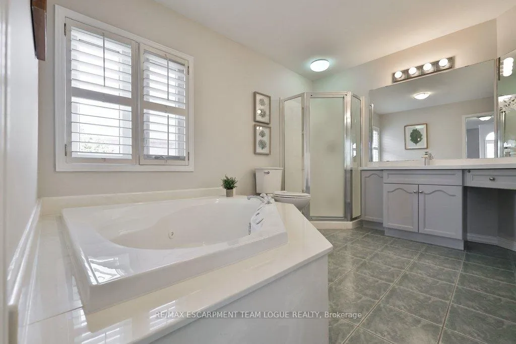Photo 28 of 4127 Bonavista Crescent, Burlington, Rose — HOMEH