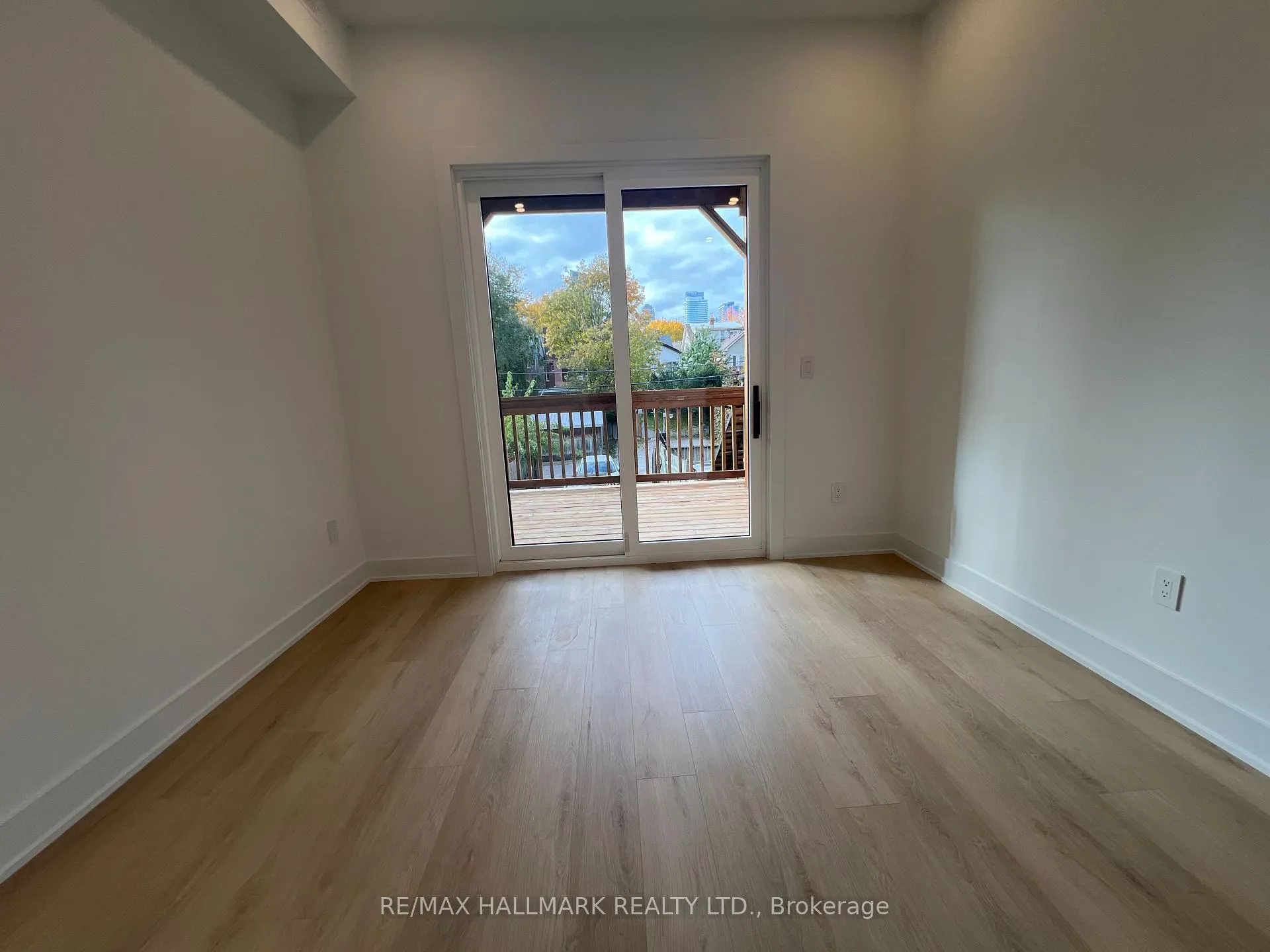 Photo 10 of Unit 2, 440 Parliament Street, Toronto, Moss Park — HOMEH