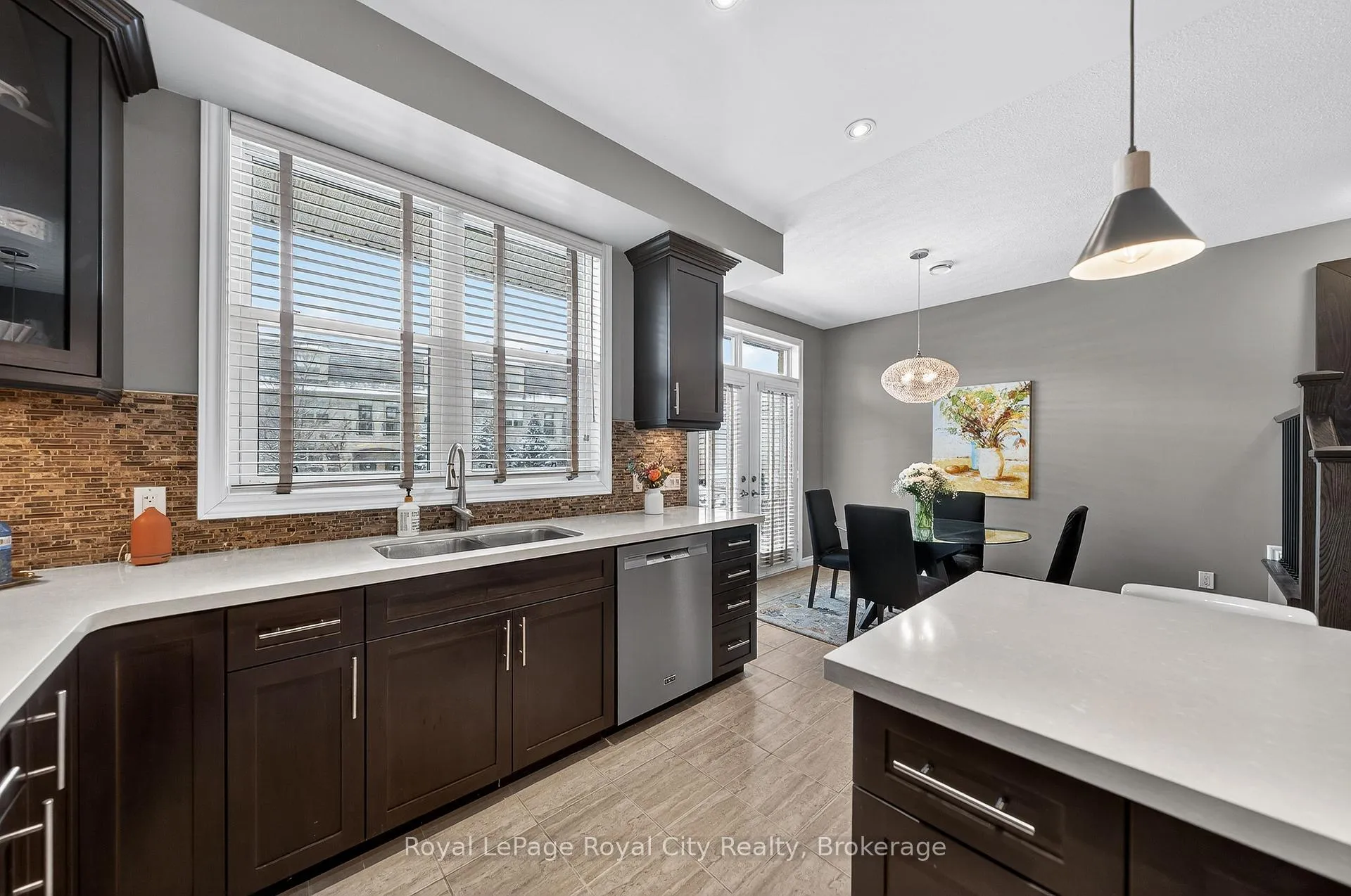 Photo 11 of 92 Cardigan Street, Guelph, Downtown — HOMEH