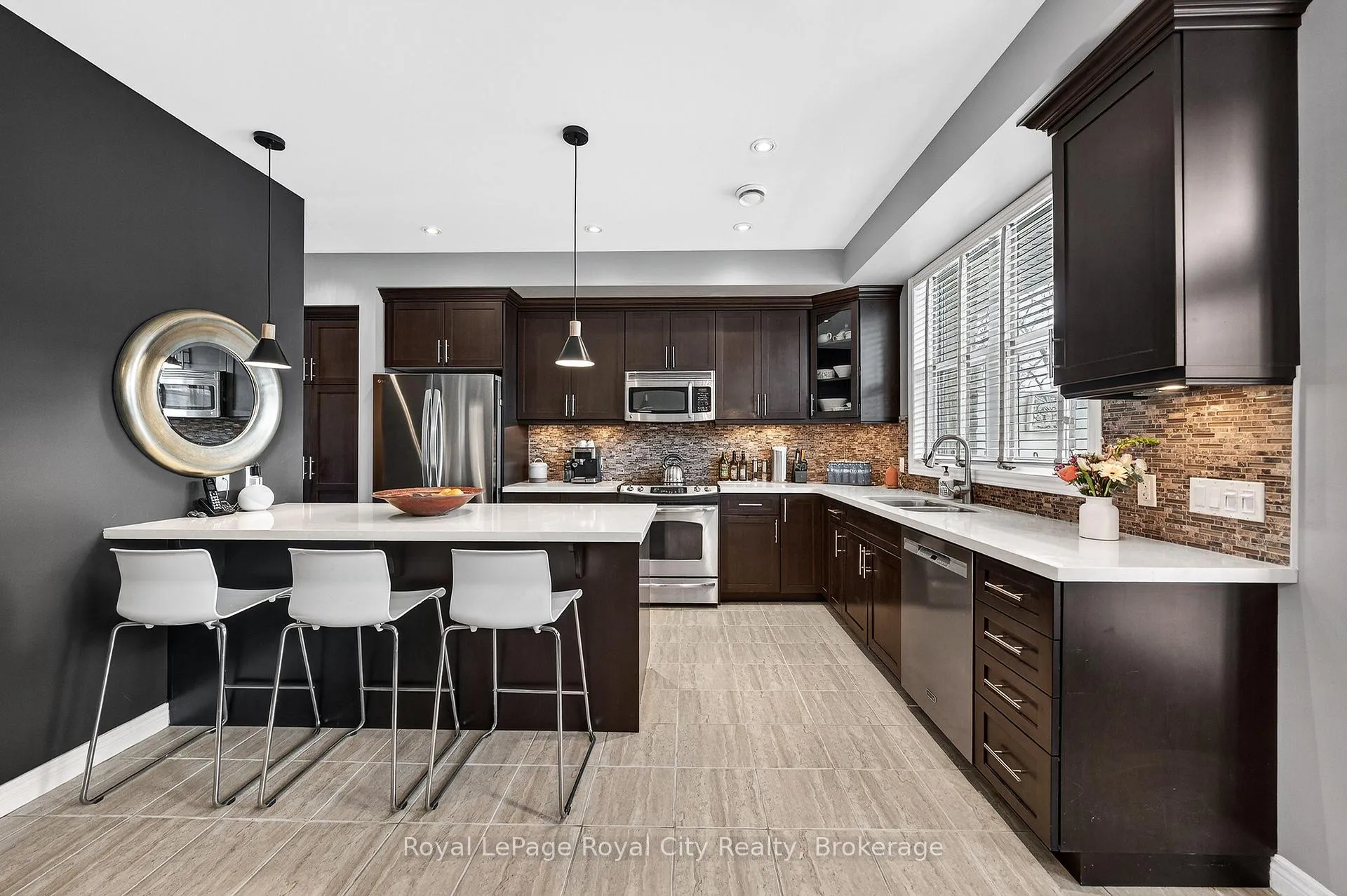 Photo 18 of 92 Cardigan Street, Guelph, Downtown — HOMEH