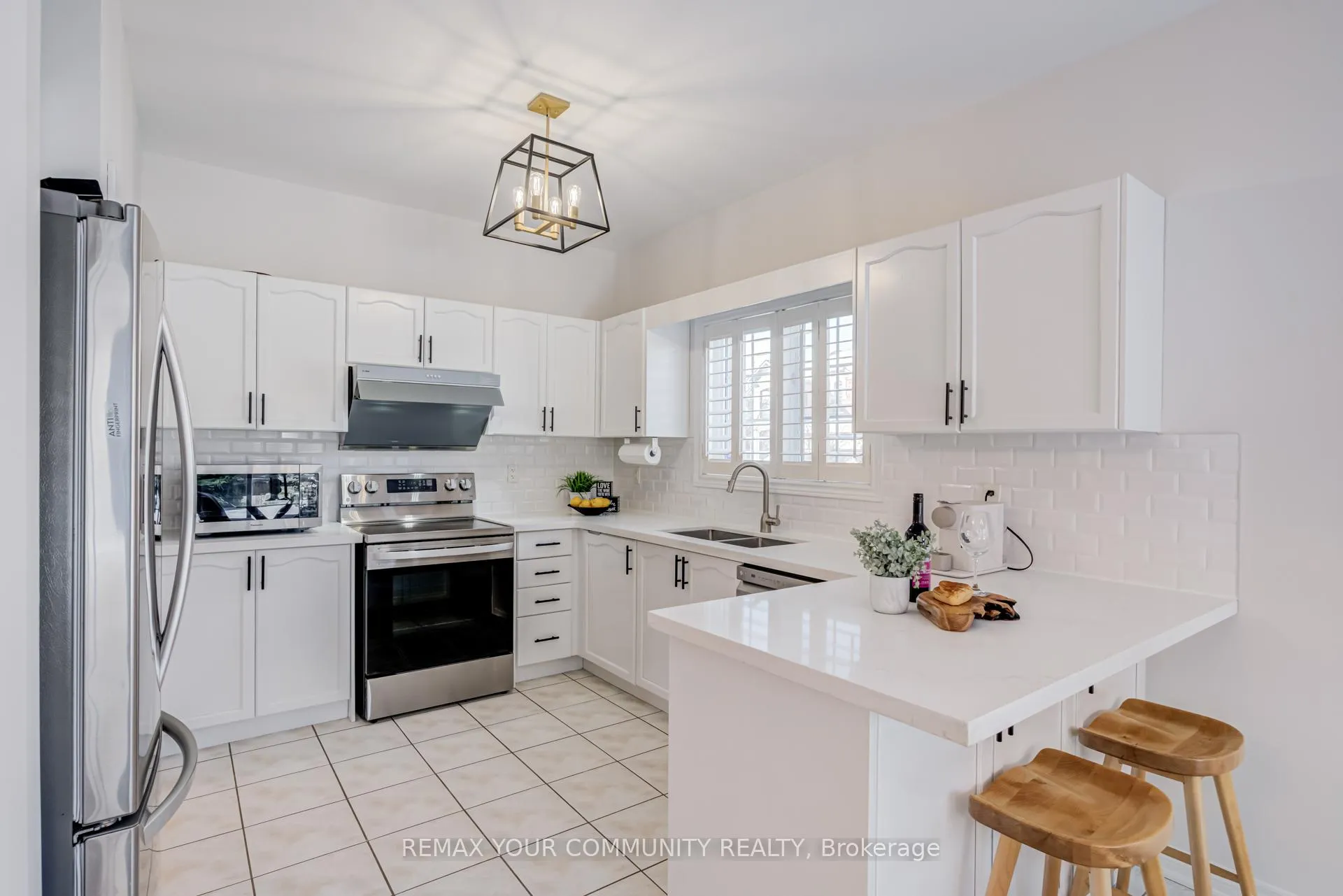 Photo 14 of 159 Golden Forest Road, Vaughan, Patterson — HOMEH