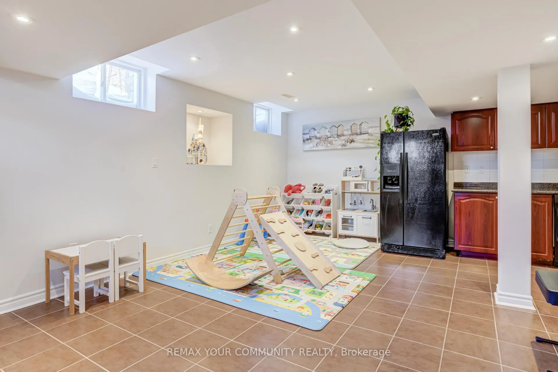 Photo 34 of 159 Golden Forest Road, Vaughan, Patterson — HOMEH
