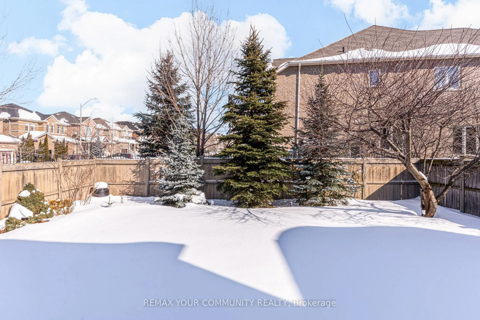 Photo 40 of 159 Golden Forest Road, Vaughan, Patterson — HOMEH