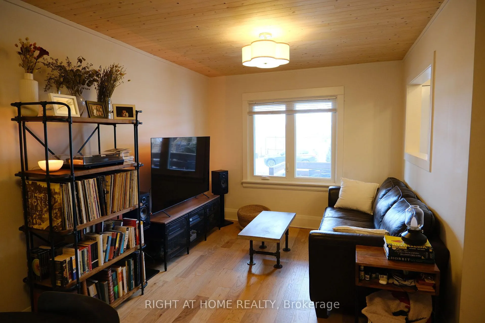 Photo 3 of 255 Old Weston Road, Toronto, Weston-Pellam Park — HOMEH