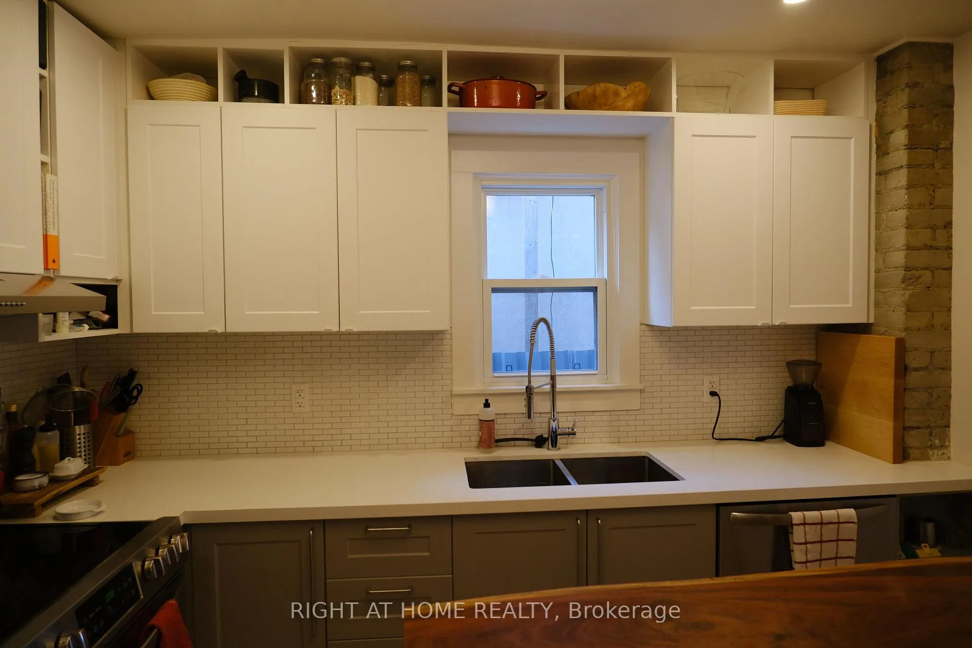 Photo 7 of 255 Old Weston Road, Toronto, Weston-Pellam Park — HOMEH