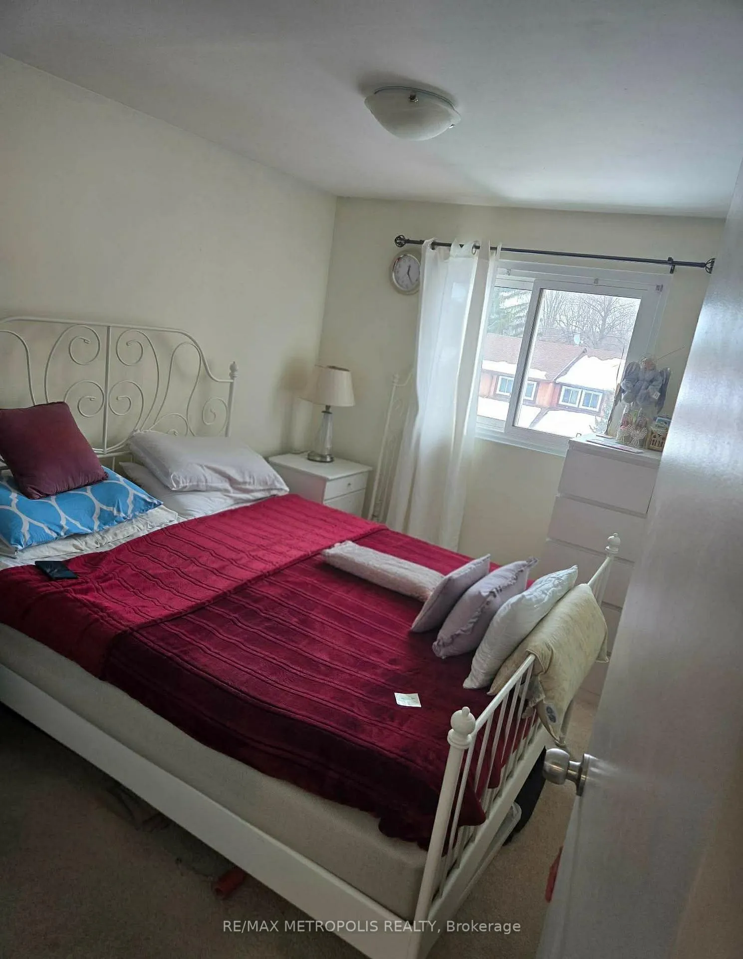 Photo 6 of Unit 48, 222 Pearson Street, Oshawa, O'Neill — HOMEH