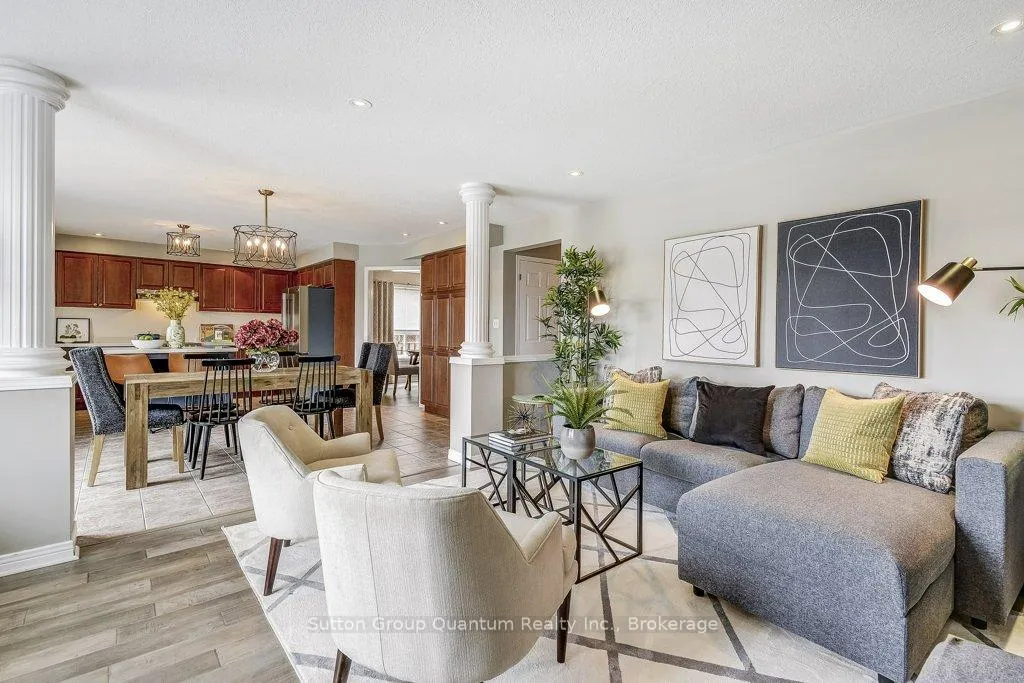 Photo 21 of 132 Eringate Drive, Hamilton, Stoney Creek Mountain — HOMEH