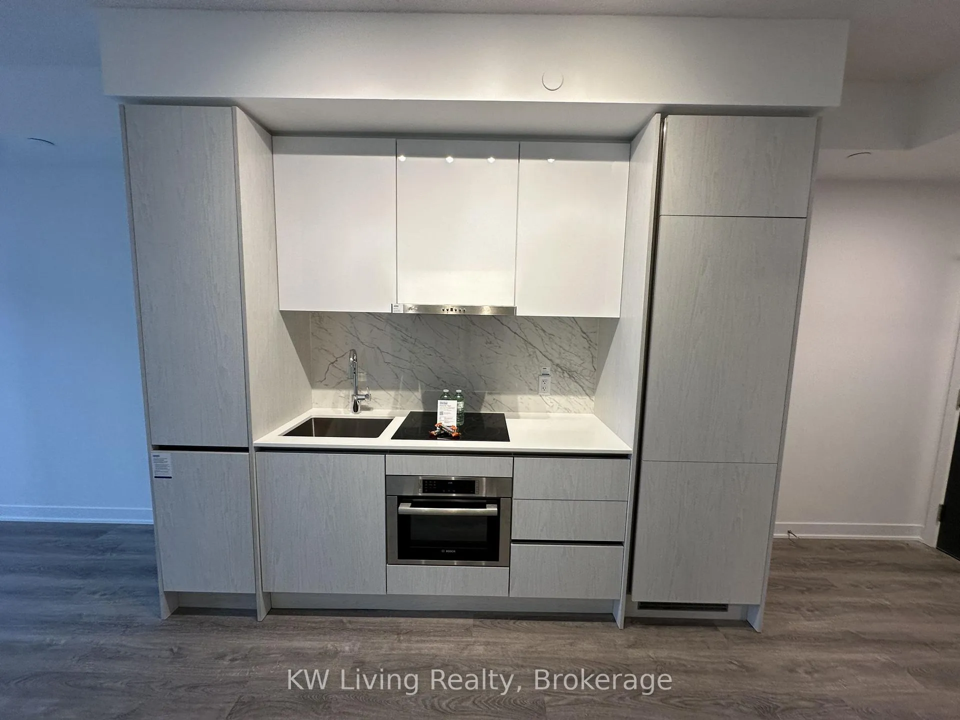 Photo 4 of Unit 1201, 180 Front Street E, Toronto, Moss Park — HOMEH
