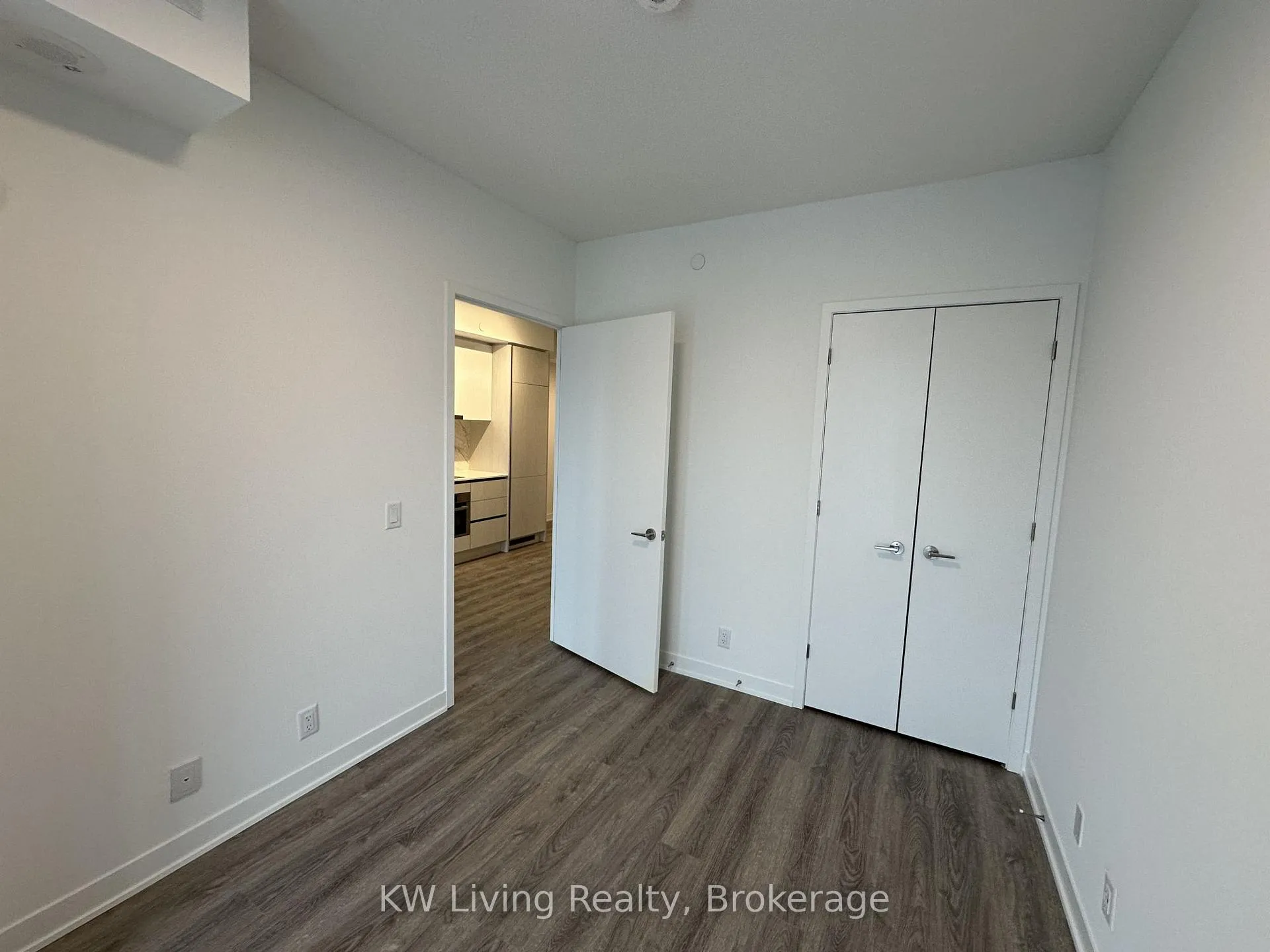 Photo 9 of Unit 1201, 180 Front Street E, Toronto, Moss Park — HOMEH