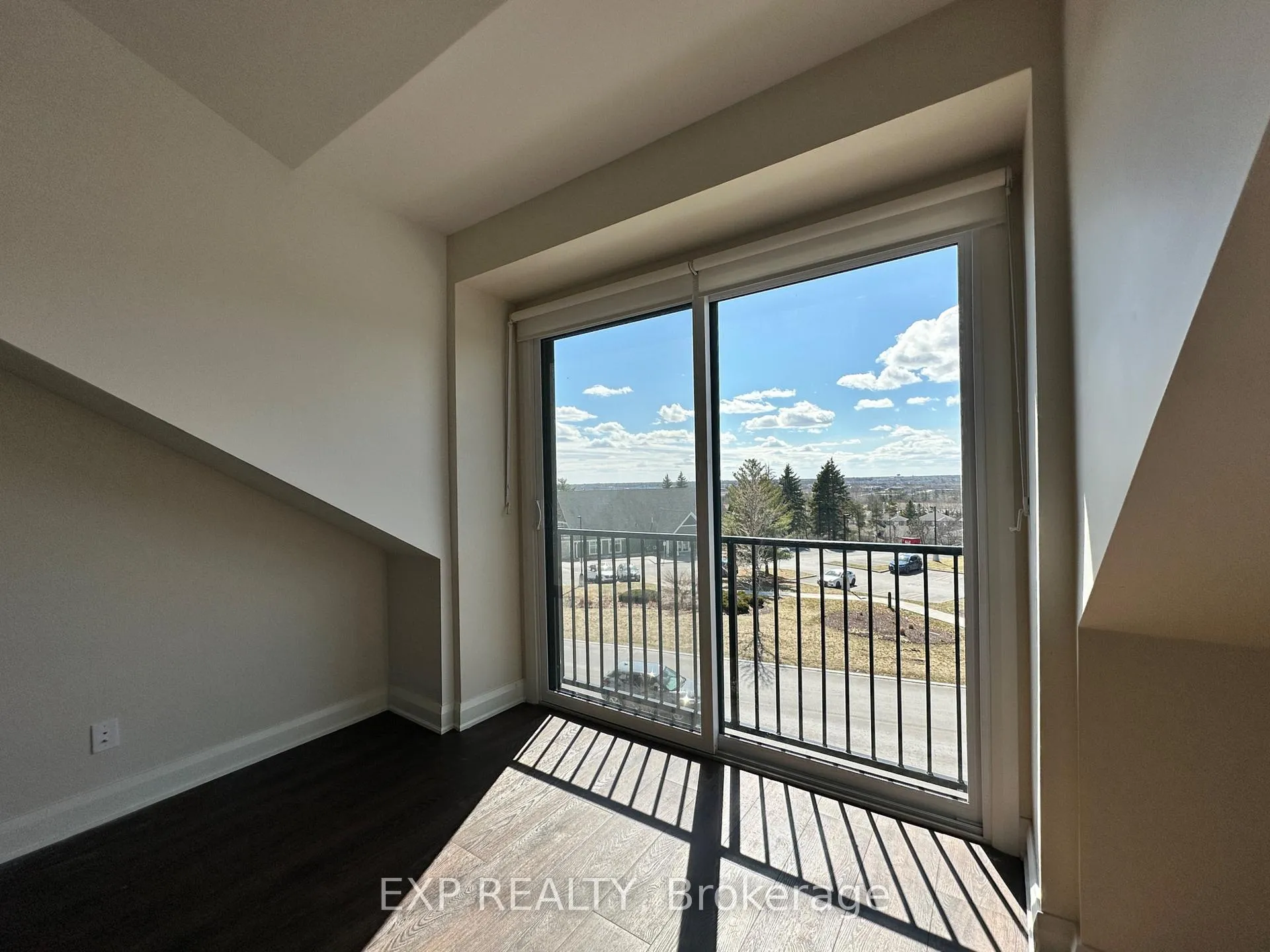 Photo 10 of Unit 305, 33 Maple Grove Road, Ottawa, Kanata - Katimavik — HOMEH