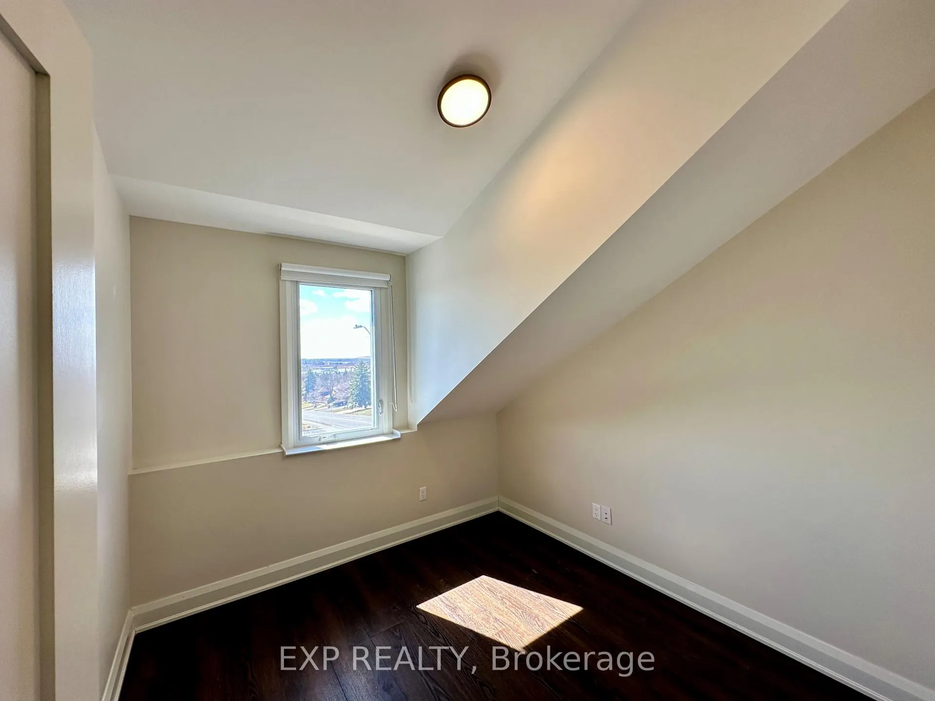 Photo 15 of Unit 305, 33 Maple Grove Road, Ottawa, Kanata - Katimavik — HOMEH