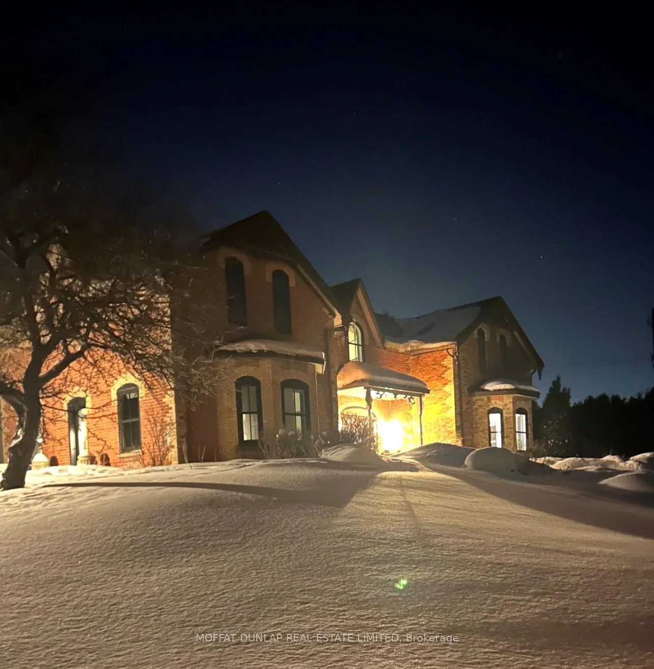 Photo 2 of 2052 Highpoint Side Road, Caledon, Alton — HOMEH